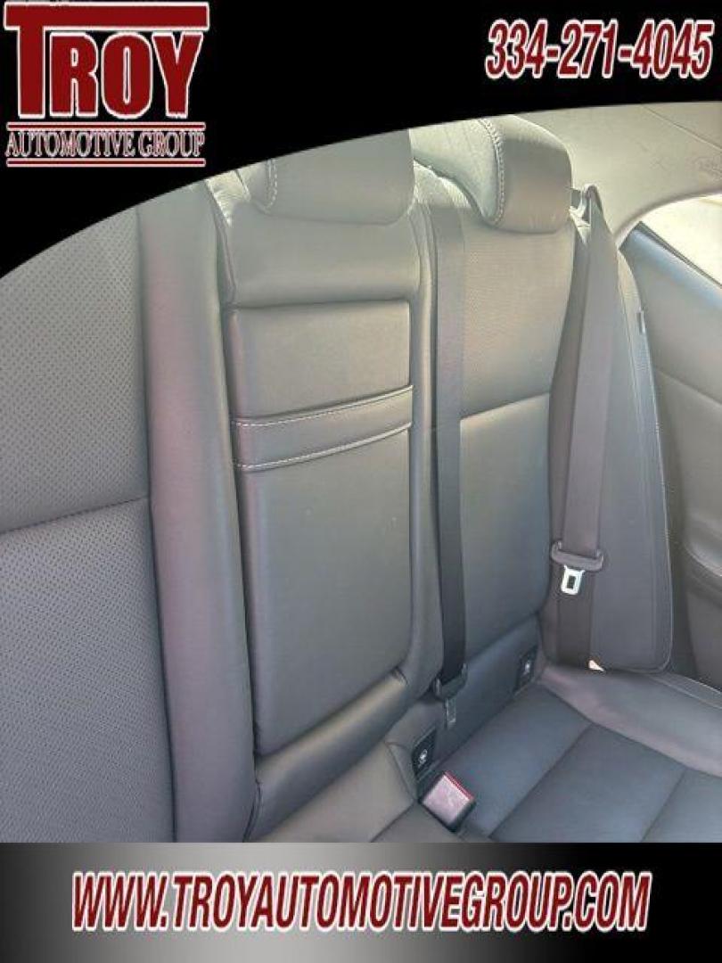 2014 Nebula Gray Pearl /Black Lexus IS 250 (JTHCF1D22E5) with an 2.5L V6 DOHC 24V VVT-i engine, Automatic transmission, located at 6812 Atlanta Hwy, Montgomery, AL, 36117, (334) 271-4045, 32.382118, -86.178673 - Navigation!! - Photo#20