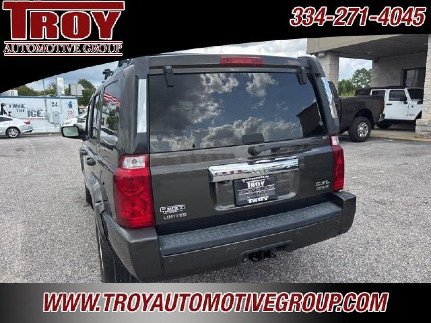 2006 Dark Khaki Pearlcoat /Khaki Jeep Commander Limited (1J8HH58266C) with an HEMI 5.7L V8 Multi Displacement engine, Automatic transmission, located at 6812 Atlanta Hwy, Montgomery, AL, 36117, (334) 271-4045, 32.382118, -86.178673 - Dark Khaki Pearlcoat 2006 Jeep Commander Limited RWD HEMI 5.7L V8 Multi Displacement 5-Speed Automatic<br><br>Financing Available---Top Value for Trades. - Photo#14