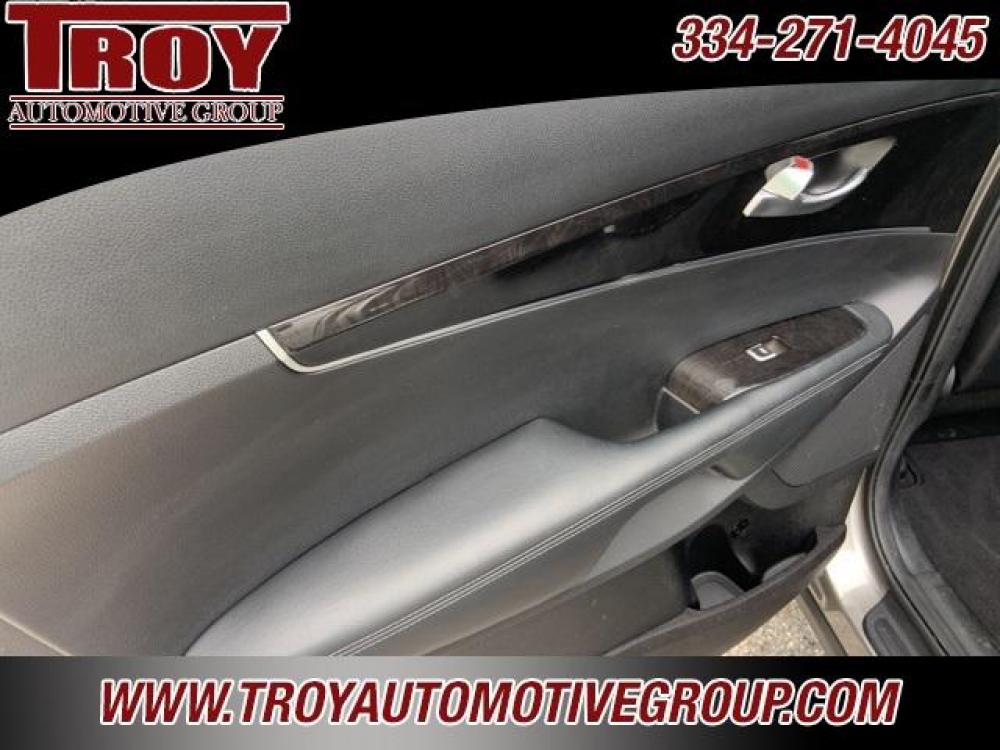 2018 Titanium Silver /Light Gray Kia Sorento LX (5XYPG4A39JG) with an 2.4L DOHC engine, Automatic transmission, located at 6812 Atlanta Hwy, Montgomery, AL, 36117, (334) 271-4045, 32.382118, -86.178673 - Ebony Black 2018 Kia Sorento LX FWD 2.4L DOHC 6-Speed Automatic with Sportmatic<br><br>Financing Available---Top Value for Trades.<br><br>21/28 City/Highway MPG<br><br><br>Awards:<br> * 2018 KBB.com 10 Most Affordable 3-Row Vehicles - Photo #15