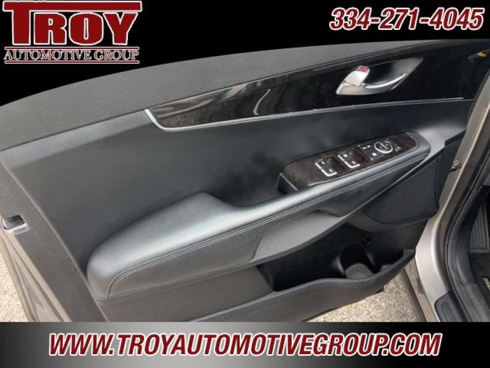 2018 Titanium Silver /Light Gray Kia Sorento LX (5XYPG4A39JG) with an 2.4L DOHC engine, Automatic transmission, located at 6812 Atlanta Hwy, Montgomery, AL, 36117, (334) 271-4045, 32.382118, -86.178673 - Ebony Black 2018 Kia Sorento LX FWD 2.4L DOHC 6-Speed Automatic with Sportmatic<br><br>Financing Available---Top Value for Trades.<br><br>21/28 City/Highway MPG<br><br><br>Awards:<br> * 2018 KBB.com 10 Most Affordable 3-Row Vehicles - Photo #33