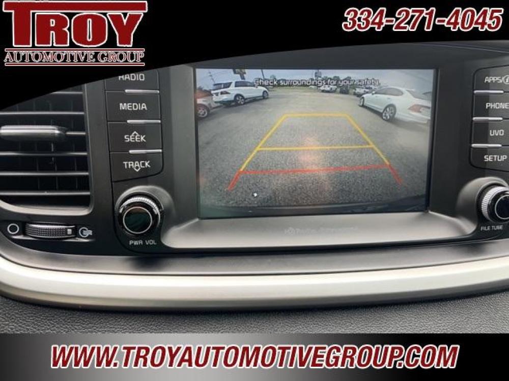 2018 Titanium Silver /Light Gray Kia Sorento LX (5XYPG4A39JG) with an 2.4L DOHC engine, Automatic transmission, located at 6812 Atlanta Hwy, Montgomery, AL, 36117, (334) 271-4045, 32.382118, -86.178673 - Ebony Black 2018 Kia Sorento LX FWD 2.4L DOHC 6-Speed Automatic with Sportmatic<br><br>Financing Available---Top Value for Trades.<br><br>21/28 City/Highway MPG<br><br><br>Awards:<br> * 2018 KBB.com 10 Most Affordable 3-Row Vehicles - Photo #39