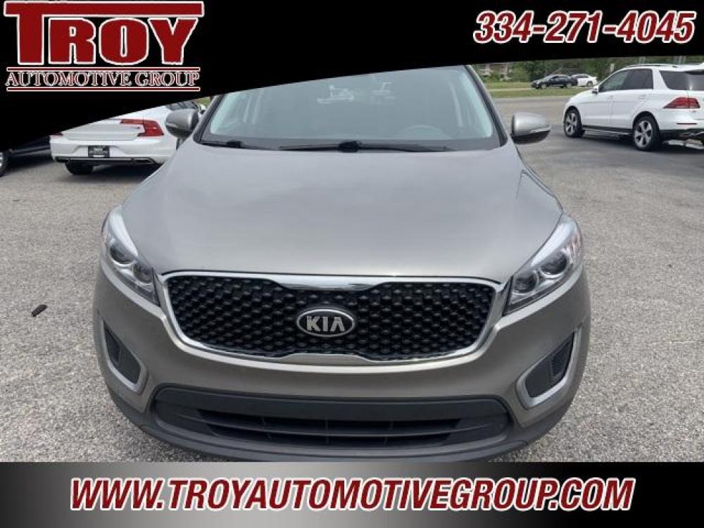 2018 Titanium Silver /Light Gray Kia Sorento LX (5XYPG4A39JG) with an 2.4L DOHC engine, Automatic transmission, located at 6812 Atlanta Hwy, Montgomery, AL, 36117, (334) 271-4045, 32.382118, -86.178673 - Ebony Black 2018 Kia Sorento LX FWD 2.4L DOHC 6-Speed Automatic with Sportmatic<br><br>Financing Available---Top Value for Trades.<br><br>21/28 City/Highway MPG<br><br><br>Awards:<br> * 2018 KBB.com 10 Most Affordable 3-Row Vehicles - Photo #4