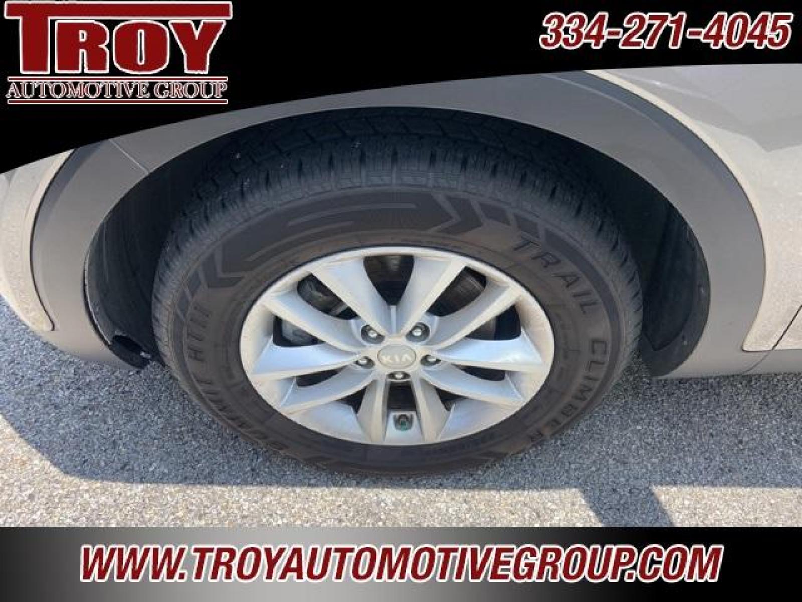 2018 Titanium Silver /Satin Black Kia Sorento LX (5XYPG4A39JG) with an 2.4L DOHC engine, Automatic transmission, located at 6812 Atlanta Hwy, Montgomery, AL, 36117, (334) 271-4045, 32.382118, -86.178673 - Titanium Silver 2018 Kia Sorento LX FWD 2.4L DOHC 6-Speed Automatic with Sportmatic<br><br>Financing Available---Top Value for Trades.<br><br>21/28 City/Highway MPG<br><br><br>Awards:<br> * 2018 KBB.com 10 Most Affordable 3-Row Vehicles - Photo #9