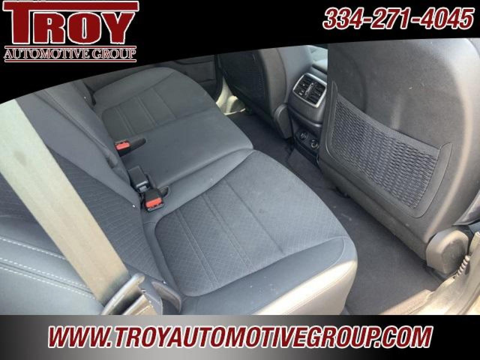 2018 Titanium Silver /Satin Black Kia Sorento LX (5XYPG4A39JG) with an 2.4L DOHC engine, Automatic transmission, located at 6812 Atlanta Hwy, Montgomery, AL, 36117, (334) 271-4045, 32.382118, -86.178673 - Titanium Silver 2018 Kia Sorento LX FWD 2.4L DOHC 6-Speed Automatic with Sportmatic<br><br>Financing Available---Top Value for Trades.<br><br>21/28 City/Highway MPG<br><br><br>Awards:<br> * 2018 KBB.com 10 Most Affordable 3-Row Vehicles - Photo #22