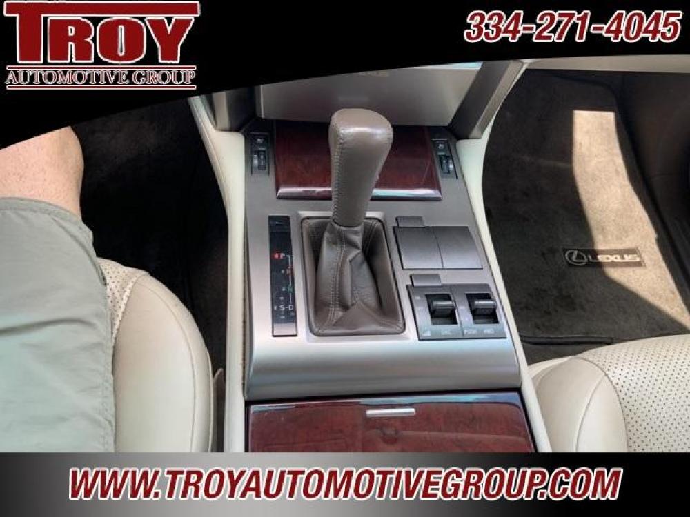 2010 Satin Cashmere Metallic /Sepia Lexus GX 460 (JTJBM7FX2A5) with an 4.6L V8 DOHC Dual VVT-i 32V engine, Automatic transmission, located at 6812 Atlanta Hwy, Montgomery, AL, 36117, (334) 271-4045, 32.382118, -86.178673 - Recent Arrival! Clean CARFAX.<br><br>Satin Cashmere Metallic 2010 Lexus GX 460 4WD 4.6L V8 DOHC Dual VVT-i 32V 6-Speed Automatic with Sequential Shift ECT<br><br>Financing Available---Top Value for Trades.<br><br><br>Awards:<br> * 2010 KBB.com Best Resale Value Awards * 2010 KBB.com Brand Image A - Photo #48