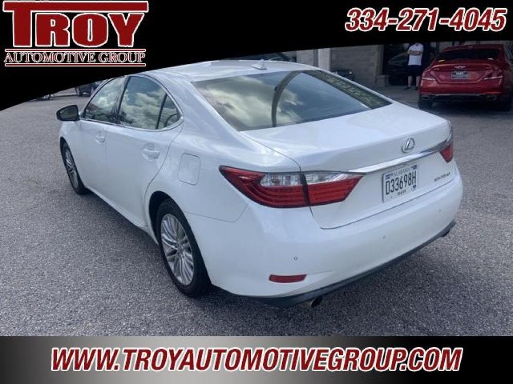 2014 Starfire Pearl /Parchment Lexus ES 350 (JTHBK1GG6E2) with an 3.5L V6 DOHC Dual VVT-i 24V engine, Automatic transmission, located at 6812 Atlanta Hwy, Montgomery, AL, 36117, (334) 271-4045, 32.382118, -86.178673 - Clean CARFAX.<br><br>White 2014 Lexus ES 350 FWD 3.5L V6 DOHC Dual VVT-i 24V 6-Speed Automatic with Sequential Shift ECT-i<br><br>Financing Available---Top Value for Trades.<br><br>21/31 City/Highway MPG<br><br><br>Awards:<br> * 2014 KBB.com 5-Year Cost to Own Awards * 2014 KBB.com Best Resale Va - Photo #11