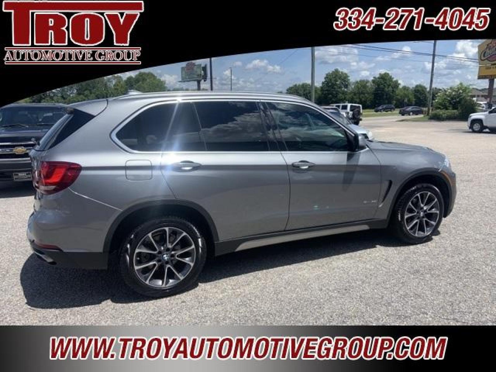 2018 Space Gray Metallic /Black BMW X5 sDrive35i (5UXKR2C55J0) with an 3.0L I6 DOHC 24V TwinPower Turbo engine, Automatic transmission, located at 6812 Atlanta Hwy, Montgomery, AL, 36117, (334) 271-4045, 32.382118, -86.178673 - Space Gray Metallic 2018 BMW X5 sDrive35i RWD 3.0L I6 DOHC 24V TwinPower Turbo 8-Speed Automatic<br><br>Financing Available---Top Value for Trades. - Photo #9