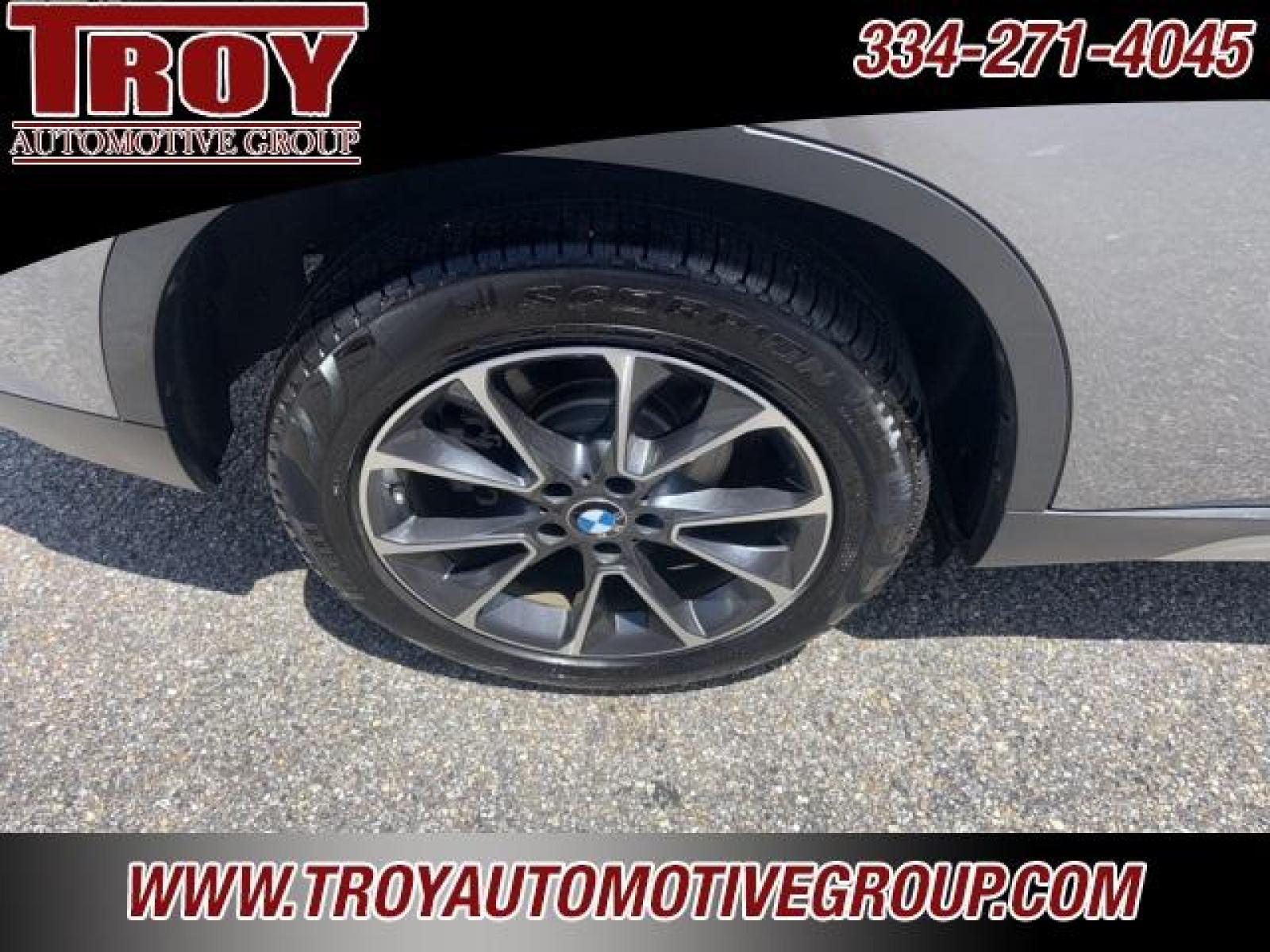 2018 Space Gray Metallic /Black BMW X5 sDrive35i (5UXKR2C55J0) with an 3.0L I6 DOHC 24V TwinPower Turbo engine, Automatic transmission, located at 6812 Atlanta Hwy, Montgomery, AL, 36117, (334) 271-4045, 32.382118, -86.178673 - Space Gray Metallic 2018 BMW X5 sDrive35i RWD 3.0L I6 DOHC 24V TwinPower Turbo 8-Speed Automatic<br><br>Financing Available---Top Value for Trades. - Photo #18