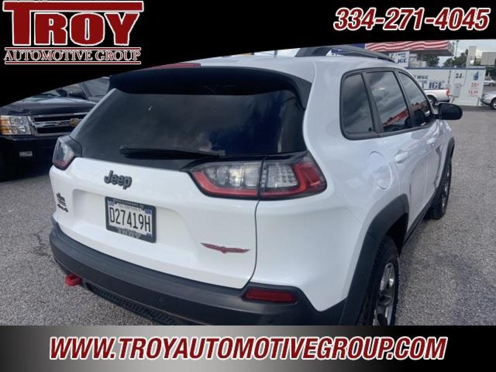 2019 Bright White Clearcoat /Black Jeep Cherokee Trailhawk (1C4PJMBXXKD) with an 3.2L V6 engine, Automatic transmission, located at 6812 Atlanta Hwy, Montgomery, AL, 36117, (334) 271-4045, 32.382118, -86.178673 - Bright White Clearcoat 2019 Jeep Cherokee Trailhawk 4WD 3.2L V6 9-Speed 948TE Automatic<br><br>Financing Available---Top Value for Trades.<br><br>Odometer is 14814 miles below market average! - Photo #11