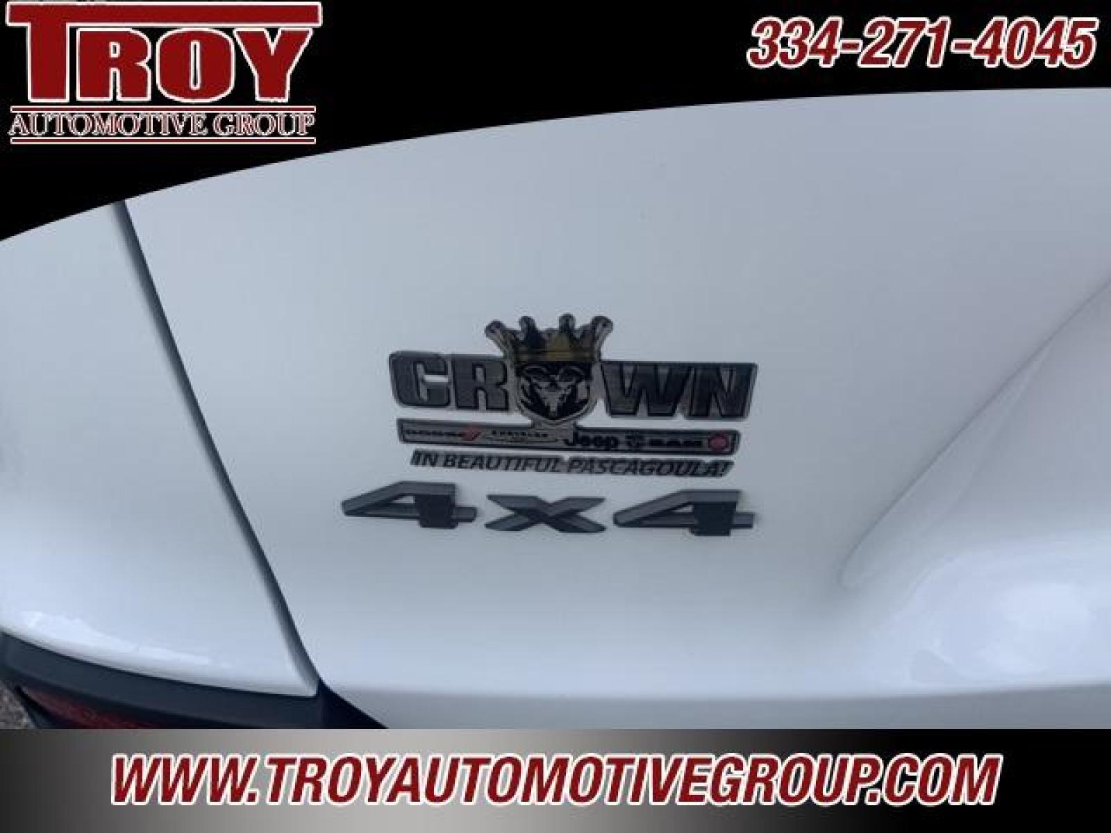 2019 Bright White Clearcoat /Black Jeep Cherokee Trailhawk (1C4PJMBXXKD) with an 3.2L V6 engine, Automatic transmission, located at 6812 Atlanta Hwy, Montgomery, AL, 36117, (334) 271-4045, 32.382118, -86.178673 - Photo #34