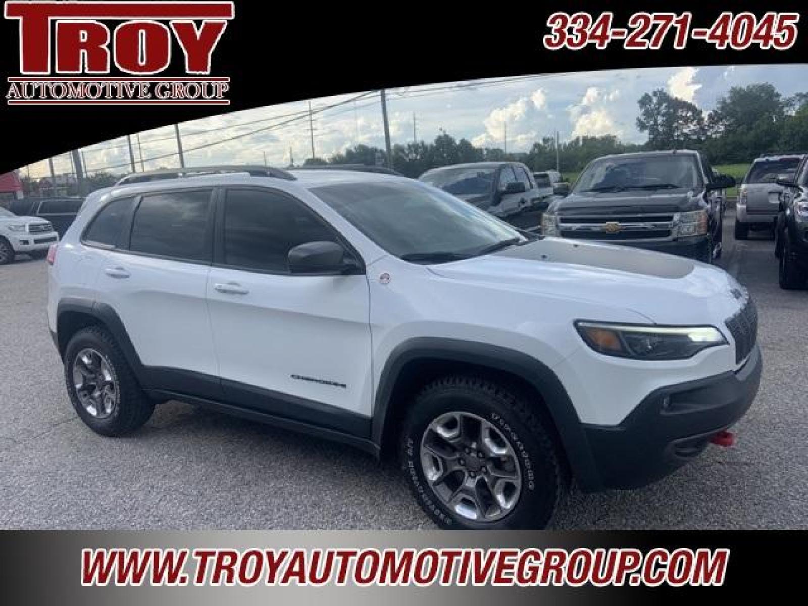 2019 Bright White Clearcoat /Black Jeep Cherokee Trailhawk (1C4PJMBXXKD) with an 3.2L V6 engine, Automatic transmission, located at 6812 Atlanta Hwy, Montgomery, AL, 36117, (334) 271-4045, 32.382118, -86.178673 - Bright White Clearcoat 2019 Jeep Cherokee Trailhawk 4WD 3.2L V6 9-Speed 948TE Automatic<br><br>Financing Available---Top Value for Trades. - Photo #7