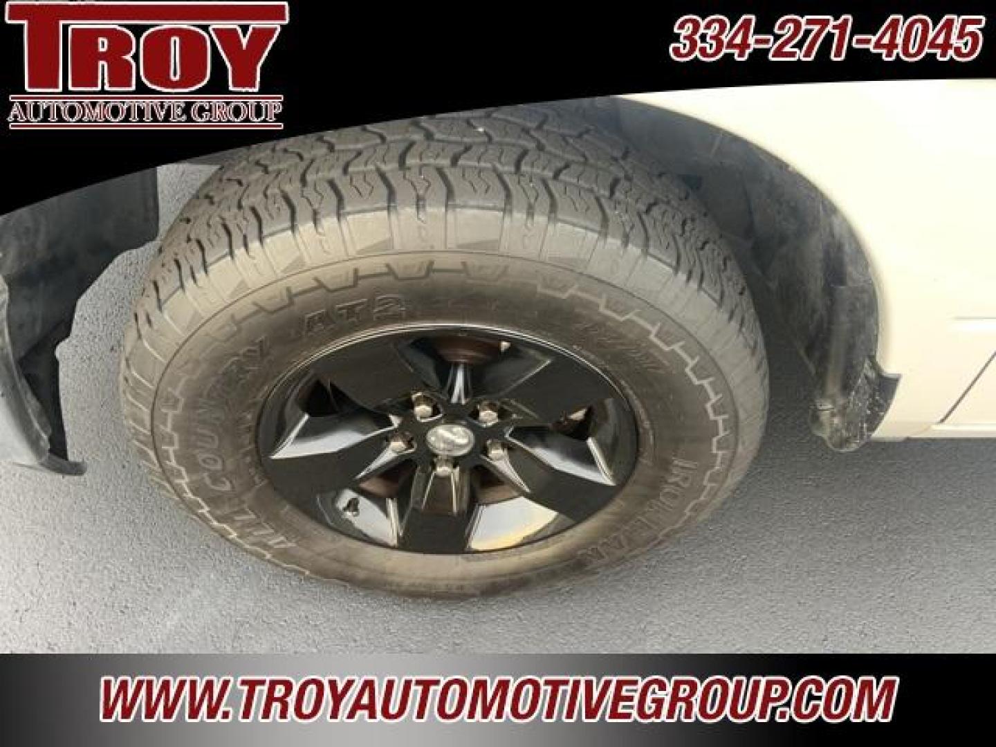 2017 Bright White Clearcoat /Diesel Gray/Black Ram 1500 Tradesman (3C6JR6DT8HG) with an HEMI 5.7L V8 Multi Displacement VVT engine, Automatic transmission, located at 6812 Atlanta Hwy, Montgomery, AL, 36117, (334) 271-4045, 32.382118, -86.178673 - Photo#15