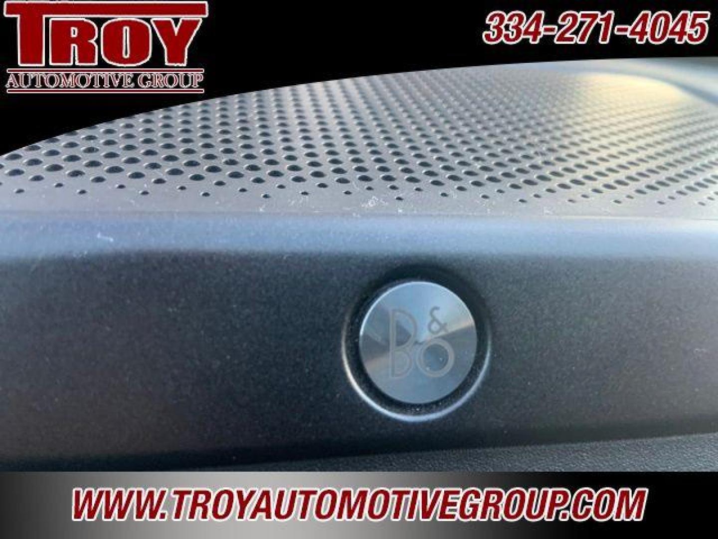 2018 Magma Red /Dark Marsala Ford F-150 Platinum (1FTEW1EG6JF) with an 3.5L V6 EcoBoost engine, Automatic transmission, located at 6812 Atlanta Hwy, Montgomery, AL, 36117, (334) 271-4045, 32.382118, -86.178673 - Priced below KBB Fair Purchase Price!<br><br>Magma Red Metallic 2018 Ford F-150 Platinum 4WD 3.5L V6 EcoBoost 10-Speed Automatic<br><br>Financing Available---Top Value for Trades.<br><br>Odometer is 66547 miles below market average!<br><br><br>Awards:<br> * 2018 KBB.com Brand Image Awards * 2018 - Photo#60