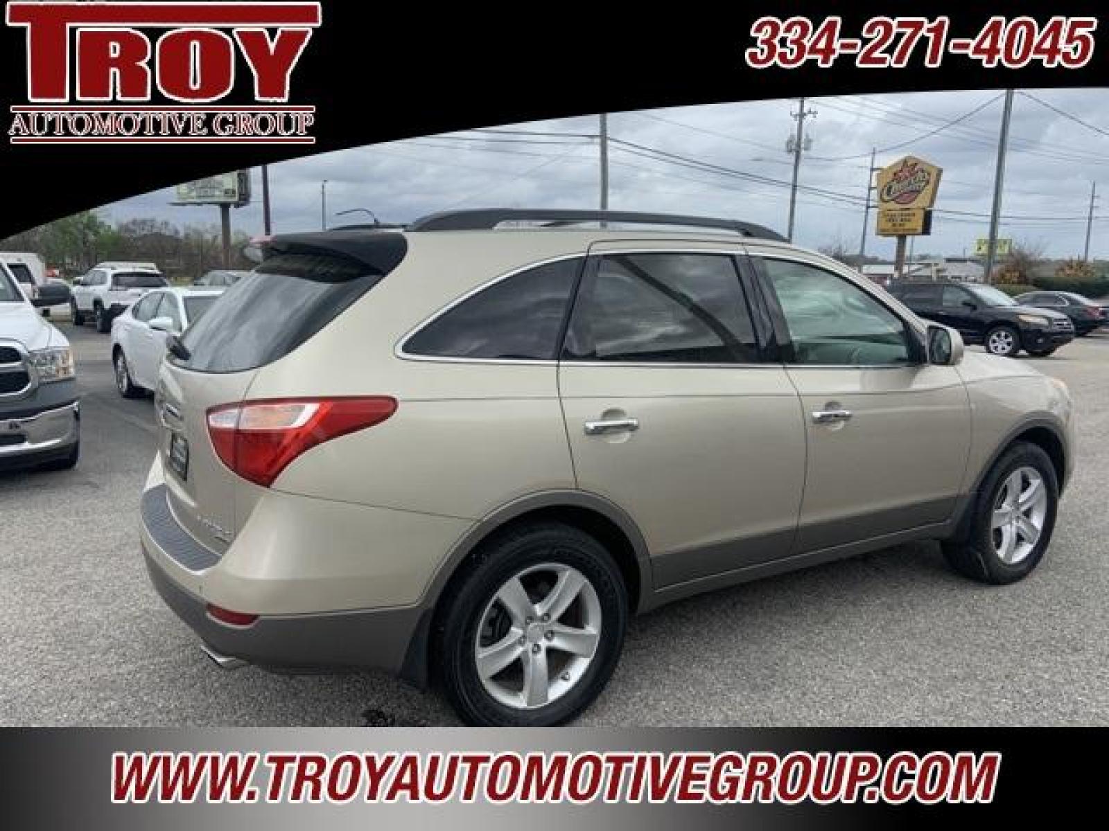 2009 Satin Beige Metallic /Beige Hyundai Veracruz Limited (KM8NU13C79U) with an 3.8L V6 SMPI DOHC engine, Automatic transmission, located at 6812 Atlanta Hwy, Montgomery, AL, 36117, (334) 271-4045, 32.382118, -86.178673 - Satin Beige Metallic 2009 Hyundai Veracruz Limited FWD 3.8L V6 SMPI DOHC 6-Speed Automatic with Shiftronic<br><br>Financing Available---Top Value for Trades. - Photo #7