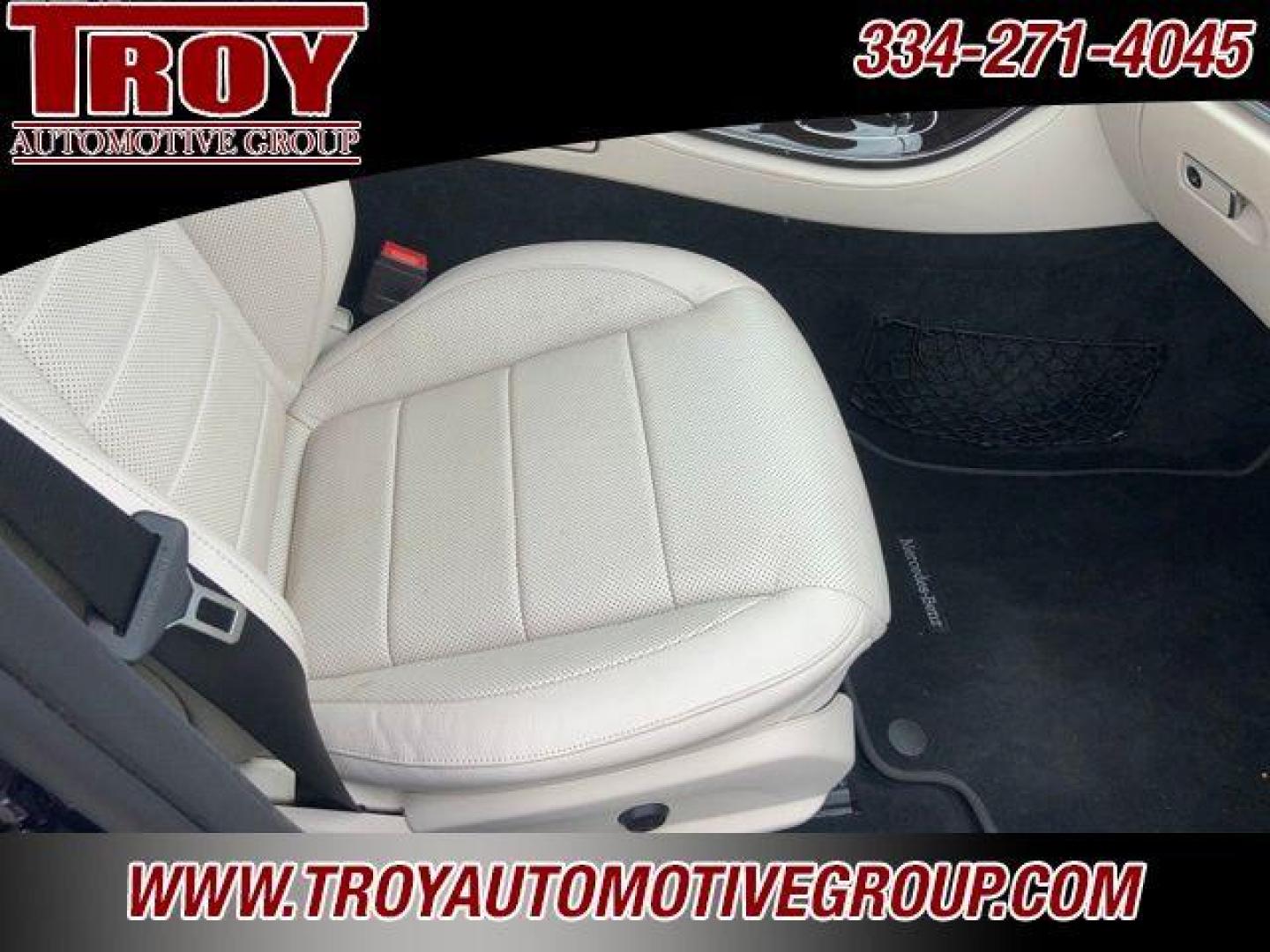 2019 Lunar Blue Metallic /Macchiato Beige/Black Mercedes-Benz E-Class E 450 (WDDZF6JBXKA) with an 3.0L V6 BiTurbo engine, Automatic transmission, located at 6812 Atlanta Hwy, Montgomery, AL, 36117, (334) 271-4045, 32.382118, -86.178673 - Blue 2019 Mercedes-Benz E-Class E 450 4MATIC 4MATIC 3.0L V6 BiTurbo 9-Speed Automatic<br><br>Financing Available---Top Value for Trades.<br><br>20/28 City/Highway MPG - Photo#31