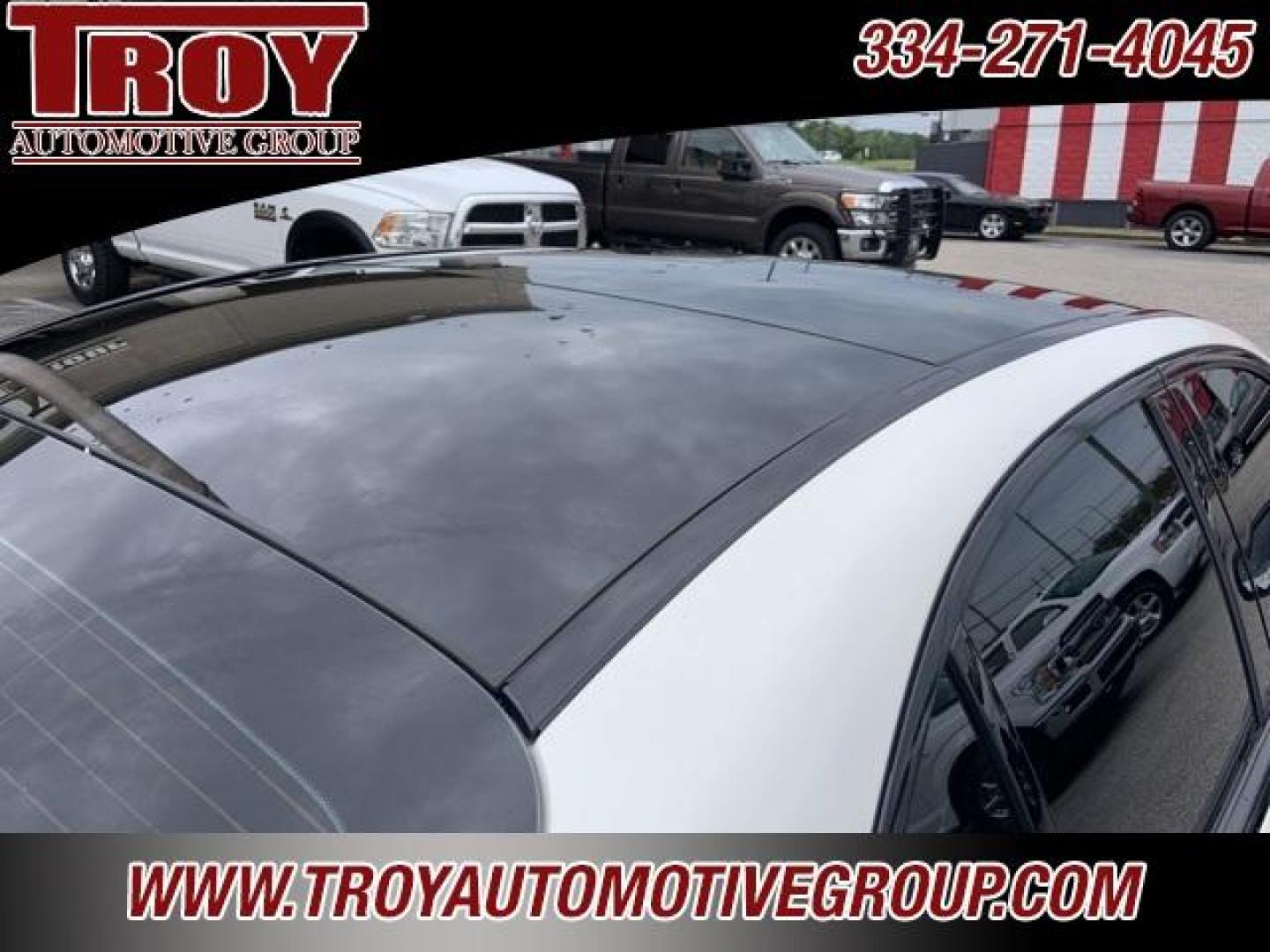 2020 White /Black Mercedes-Benz C-Class C 43 AMG (55SWF6EB7LU) with an 3.0L V6 BiTurbo engine, Automatic transmission, located at 6812 Atlanta Hwy, Montgomery, AL, 36117, (334) 271-4045, 32.382118, -86.178673 - Priced below KBB Fair Purchase Price!<br><br>White 2020 Mercedes-Benz C-Class C 43 AMG 4MATIC 4MATIC 3.0L V6 BiTurbo 9-Speed Automatic<br><br>Financing Available---Top Value for Trades.<br><br>Odometer is 3664 miles below market average! 19/27 City/Highway MPG<br><br><br>Awards:<br> * JD Power Init - Photo#23