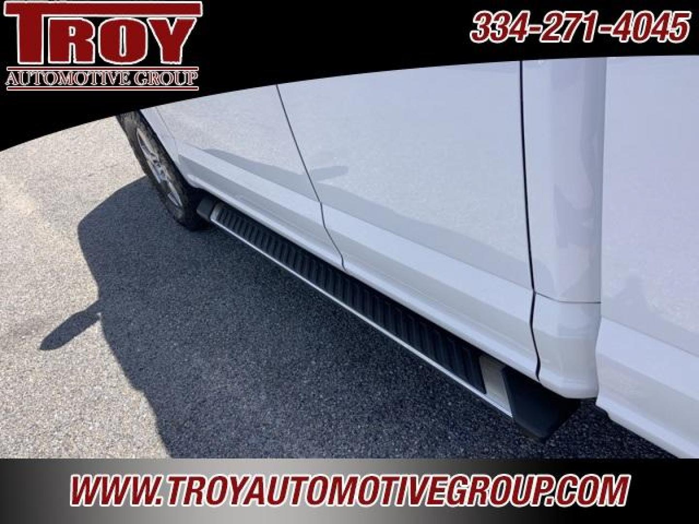 2018 Oxford White /Medium Earth Gray Ford F-150 XLT (1FTFX1EG8JK) with an 3.5L V6 EcoBoost engine, Automatic transmission, located at 6812 Atlanta Hwy, Montgomery, AL, 36117, (334) 271-4045, 32.382118, -86.178673 - Oxford White 2018 Ford F-150 XLT 4WD 3.5L V6 EcoBoost 10-Speed Automatic<br><br>Financing Available---Top Value for Trades.<br><br>Odometer is 10973 miles below market average!<br><br><br>Awards:<br> * 2018 KBB.com Brand Image Awards * 2018 KBB.com 10 Most Awarded Brands - Photo#19