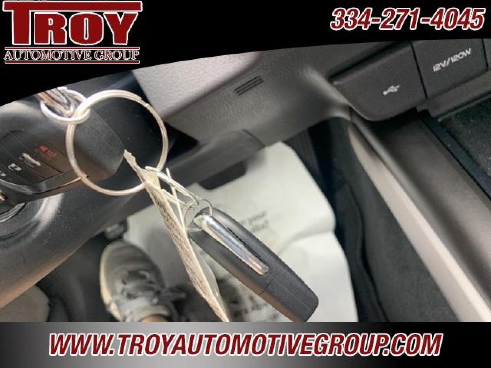 2022 White /Ash Toyota Camry LE (4T1C11AK1NU) with an 2.5L I4 DOHC 16V engine, Automatic transmission, located at 6812 Atlanta Hwy, Montgomery, AL, 36117, (334) 271-4045, 32.382118, -86.178673 - Photo #32