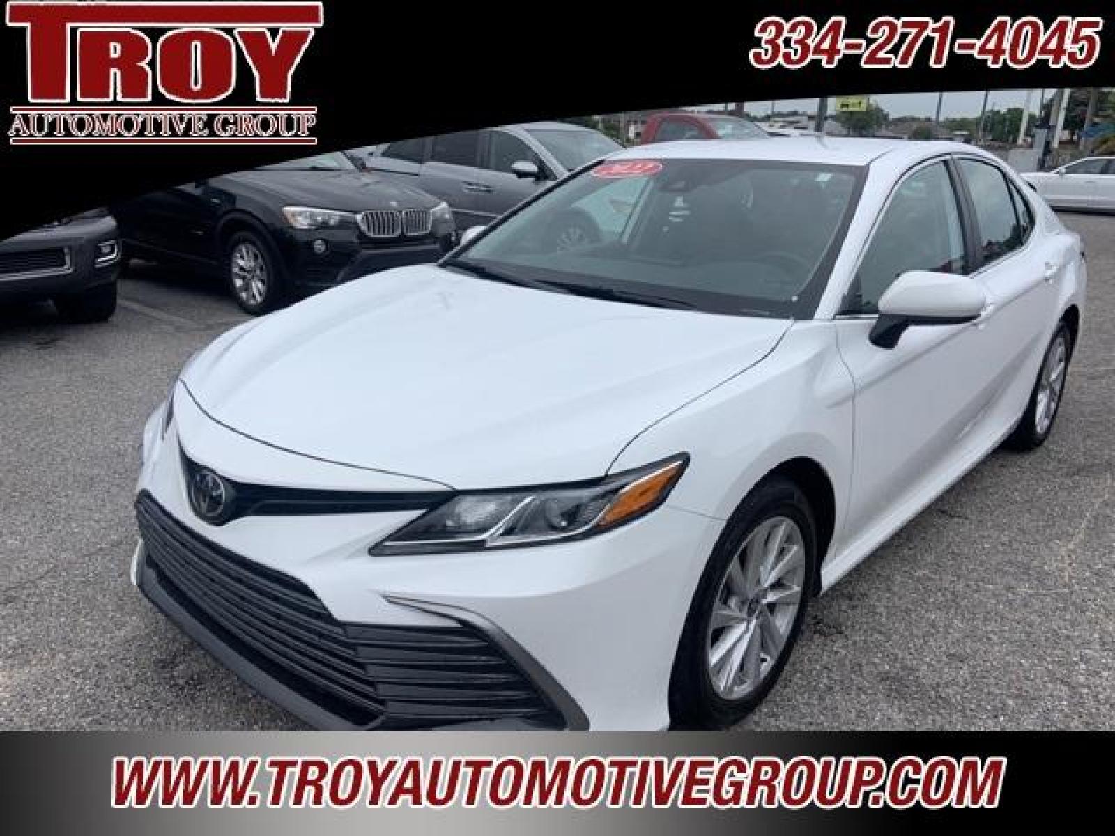 2022 White /Ash Toyota Camry LE (4T1C11AK1NU) with an 2.5L I4 DOHC 16V engine, Automatic transmission, located at 6812 Atlanta Hwy, Montgomery, AL, 36117, (334) 271-4045, 32.382118, -86.178673 - Photo #3