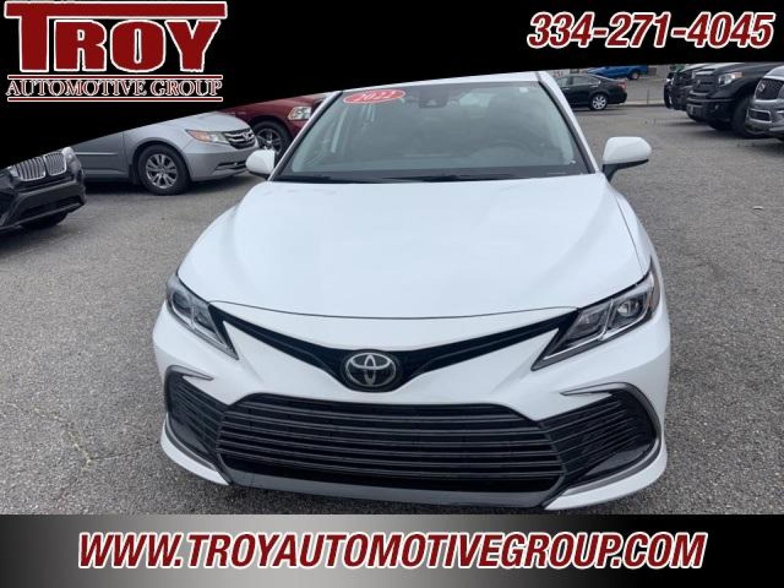 2022 White /Ash Toyota Camry LE (4T1C11AK1NU) with an 2.5L I4 DOHC 16V engine, Automatic transmission, located at 6812 Atlanta Hwy, Montgomery, AL, 36117, (334) 271-4045, 32.382118, -86.178673 - Photo #4