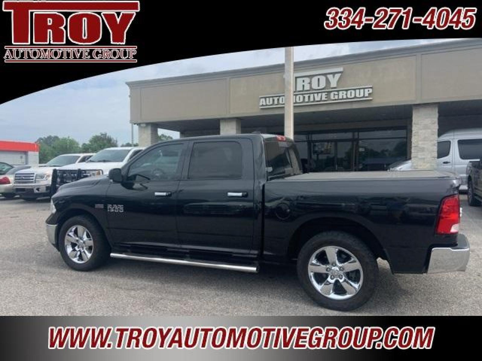 2017 Brilliant Black Crystal Pearlcoat /Diesel Gray/Black Ram 1500 Big Horn (1C6RR6LT1HS) with an HEMI 5.7L V8 Multi Displacement VVT engine, Automatic transmission, located at 6812 Atlanta Hwy, Montgomery, AL, 36117, (334) 271-4045, 32.382118, -86.178673 - Photo #40