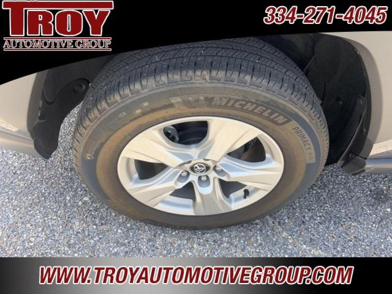 2021 Gray /Black Toyota RAV4 XLE (2T3W1RFVXMC) with an 2.5L 4-Cylinder DOHC Dual VVT-i engine, Automatic transmission, located at 6812 Atlanta Hwy, Montgomery, AL, 36117, (334) 271-4045, 32.382118, -86.178673 - Gray 2021 Toyota RAV4 XLE FWD 2.5L 4-Cylinder DOHC Dual VVT-i 8-Speed Automatic<br><br>Financing Available---Top Value for Trades.<br><br>Odometer is 25892 miles below market average! 28/35 City/Highway MPG - Photo #22