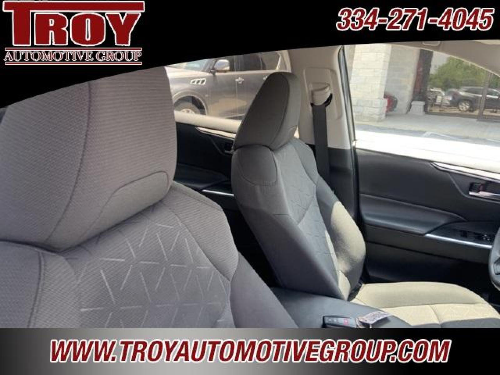 2021 Gray /Black Toyota RAV4 XLE (2T3W1RFVXMC) with an 2.5L 4-Cylinder DOHC Dual VVT-i engine, Automatic transmission, located at 6812 Atlanta Hwy, Montgomery, AL, 36117, (334) 271-4045, 32.382118, -86.178673 - Gray 2021 Toyota RAV4 XLE FWD 2.5L 4-Cylinder DOHC Dual VVT-i 8-Speed Automatic<br><br>Financing Available---Top Value for Trades.<br><br>Odometer is 25892 miles below market average! 28/35 City/Highway MPG - Photo #32
