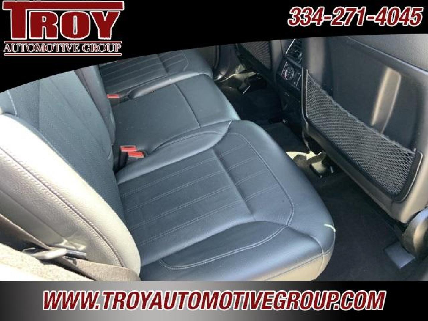2018 Black /Black Mercedes-Benz GLE GLE 350 (4JGDA5JB9JB) with an 3.5L V6 DOHC 24V engine, Automatic transmission, located at 6812 Atlanta Hwy, Montgomery, AL, 36117, (334) 271-4045, 32.382118, -86.178673 - Black 2018 Mercedes-Benz GLE GLE 350 RWD 3.5L V6 DOHC 24V 7G-TRONIC 7-Speed Automatic<br><br>Financing Available---Top Value for Trades.<br><br>Odometer is 15844 miles below market average! - Photo#34