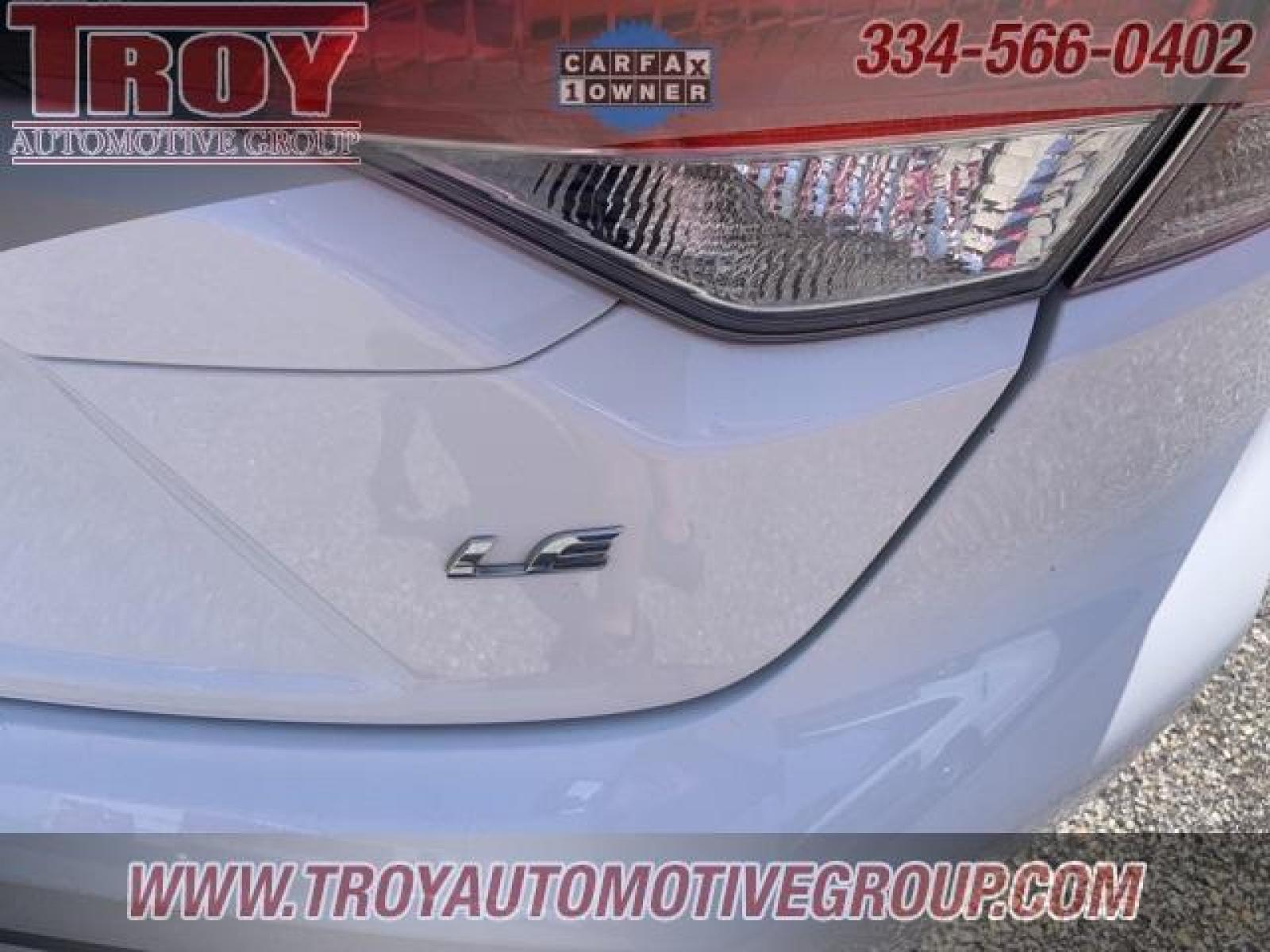 2021 White /Light Gray Toyota Corolla LE (5YFEPMAE5MP) with an 1.8L I4 DOHC 16V engine, CVT transmission, located at 6812 Atlanta Hwy, Montgomery, AL, 36117, (334) 271-4045, 32.382118, -86.178673 - White 2021 Toyota Corolla LE FWD 1.8L I4 DOHC 16V CVT<br><br>Financing Available---Top Value for Trades.<br><br>30/38 City/Highway MPG - Photo #15