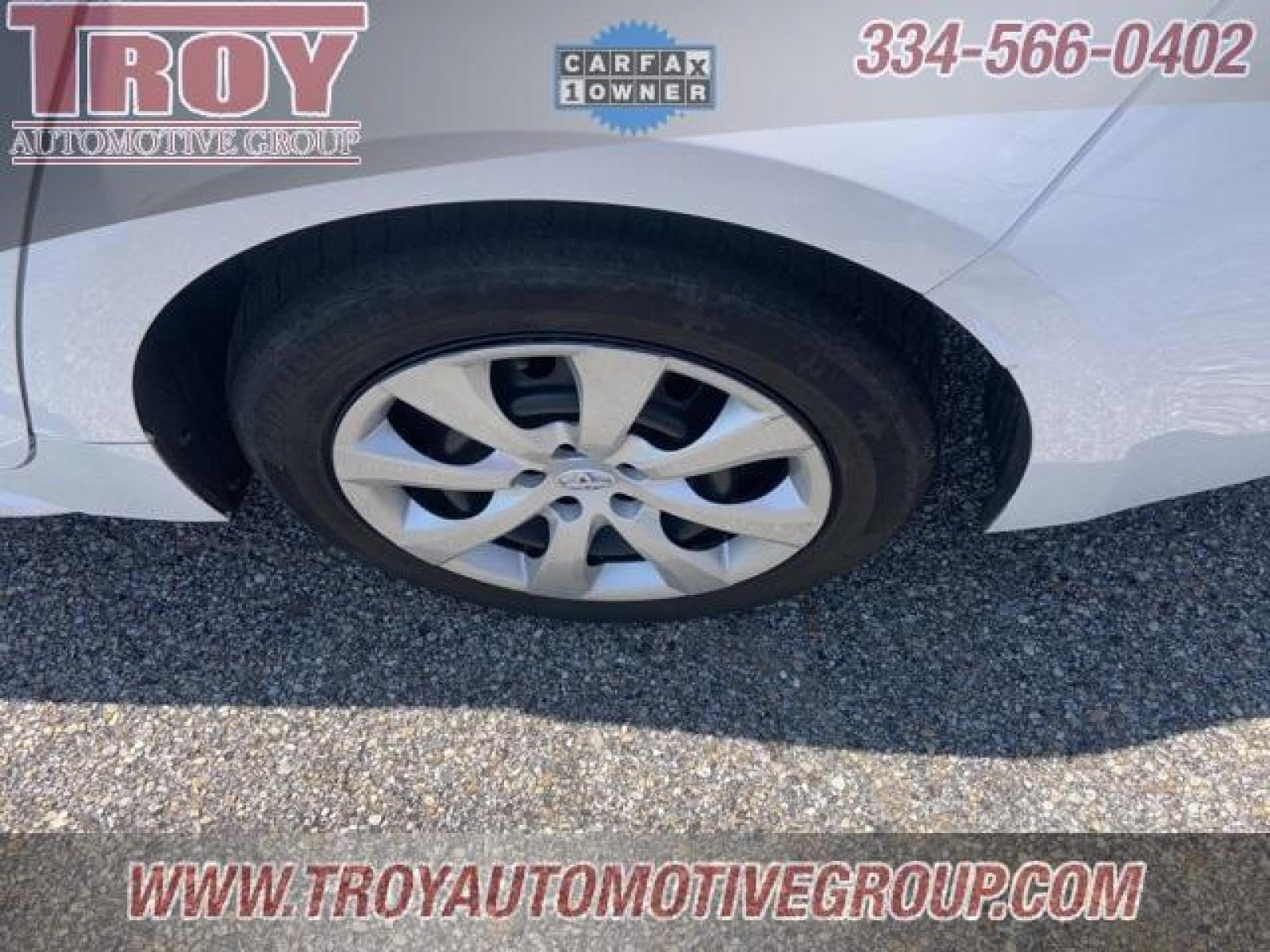 2021 White /Light Gray Toyota Corolla LE (5YFEPMAE5MP) with an 1.8L I4 DOHC 16V engine, CVT transmission, located at 6812 Atlanta Hwy, Montgomery, AL, 36117, (334) 271-4045, 32.382118, -86.178673 - Photo #16
