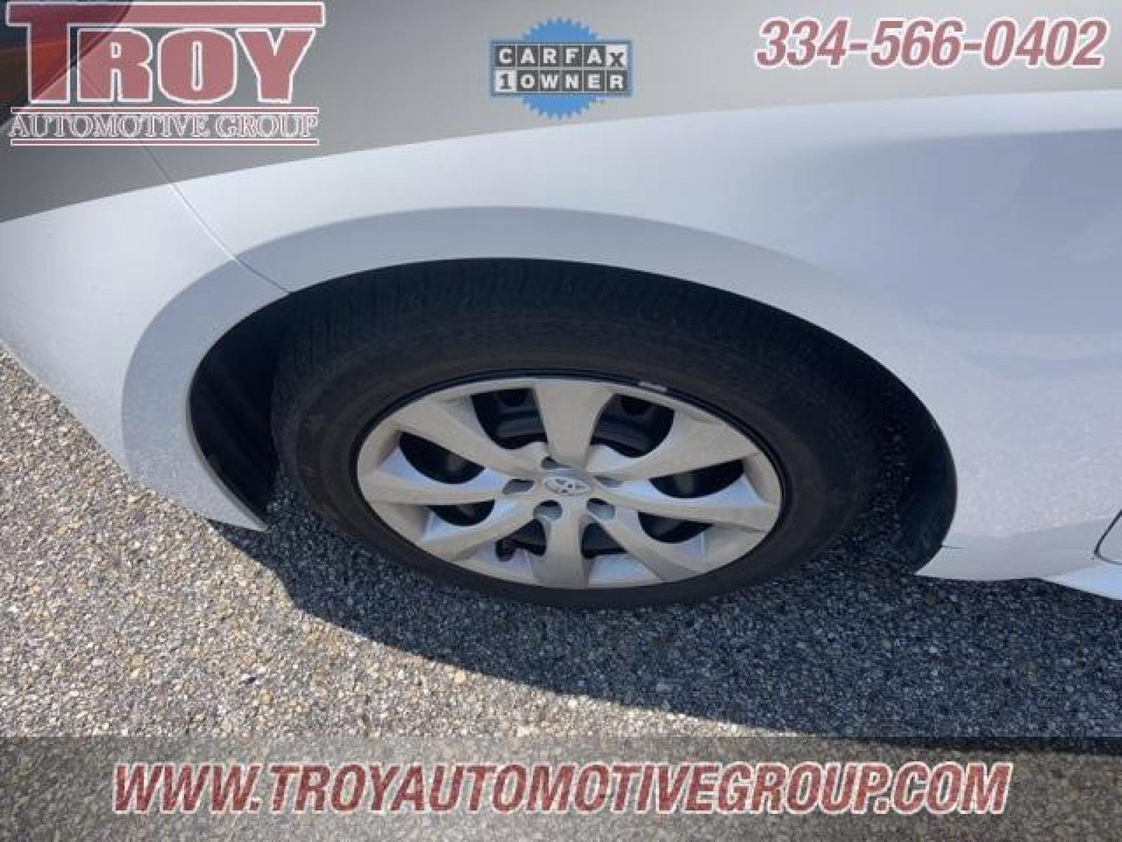 2021 White /Light Gray Toyota Corolla LE (5YFEPMAE5MP) with an 1.8L I4 DOHC 16V engine, CVT transmission, located at 6812 Atlanta Hwy, Montgomery, AL, 36117, (334) 271-4045, 32.382118, -86.178673 - Photo #17