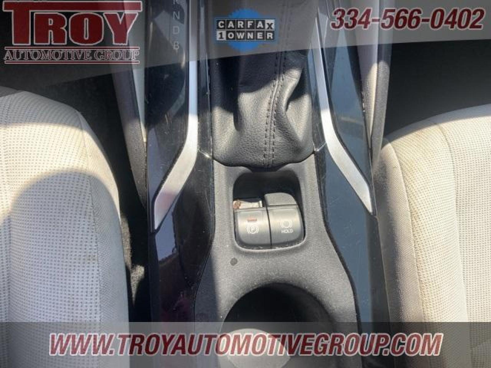 2021 White /Light Gray Toyota Corolla LE (5YFEPMAE5MP) with an 1.8L I4 DOHC 16V engine, CVT transmission, located at 6812 Atlanta Hwy, Montgomery, AL, 36117, (334) 271-4045, 32.382118, -86.178673 - White 2021 Toyota Corolla LE FWD 1.8L I4 DOHC 16V CVT<br><br>Financing Available---Top Value for Trades.<br><br>30/38 City/Highway MPG - Photo #27