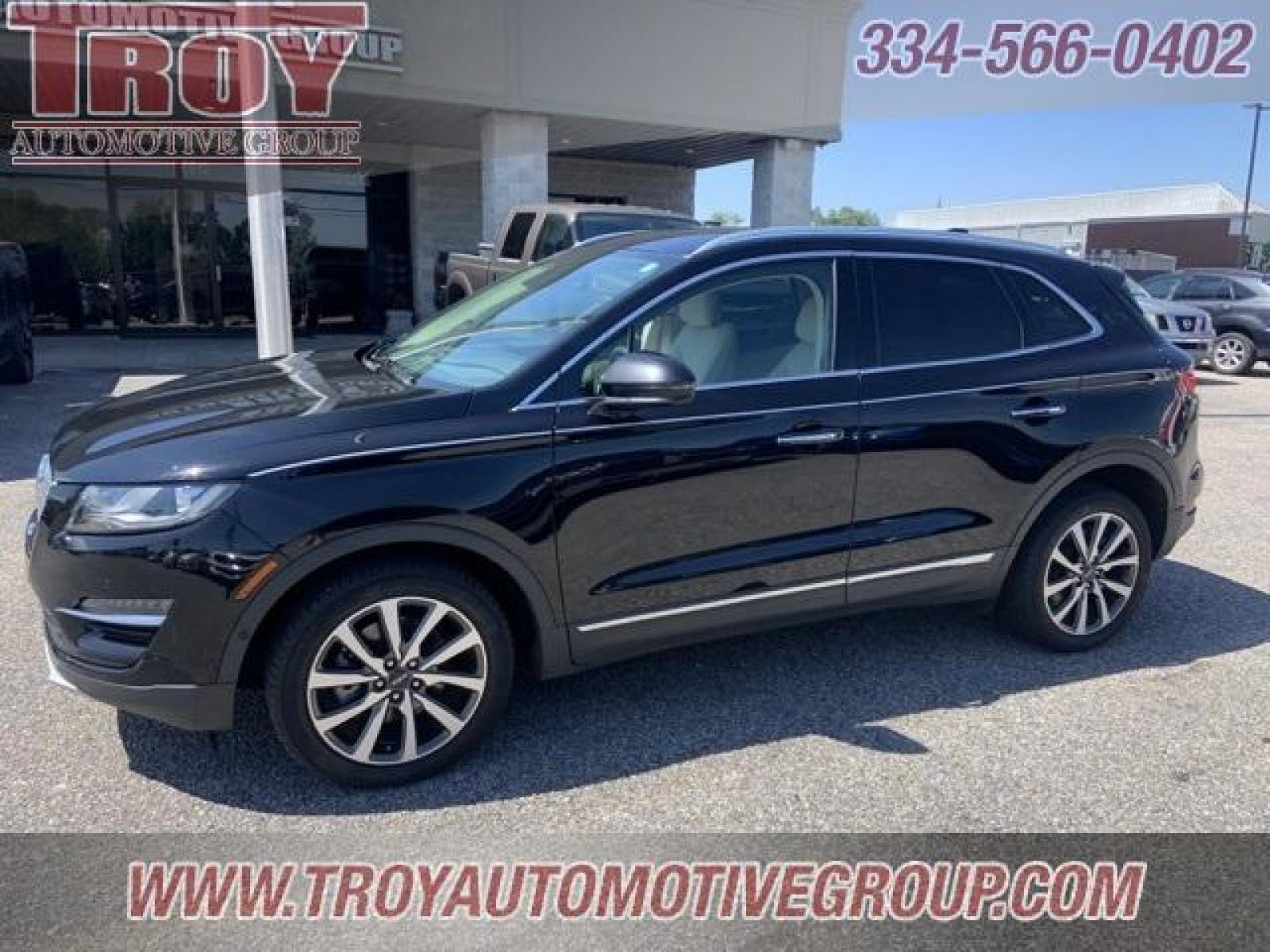 2019 Black /Cappuccino Lincoln MKC Reserve (5LMCJ3C92KU) with an 2.0L I4 engine, Automatic transmission, located at 6812 Atlanta Hwy, Montgomery, AL, 36117, (334) 271-4045, 32.382118, -86.178673 - Black 2019 Lincoln MKC Reserve FWD 2.0L I4 6-Speed Automatic<br><br>Financing Available---Top Value for Trades.<br><br>20/27 City/Highway MPG - Photo #1
