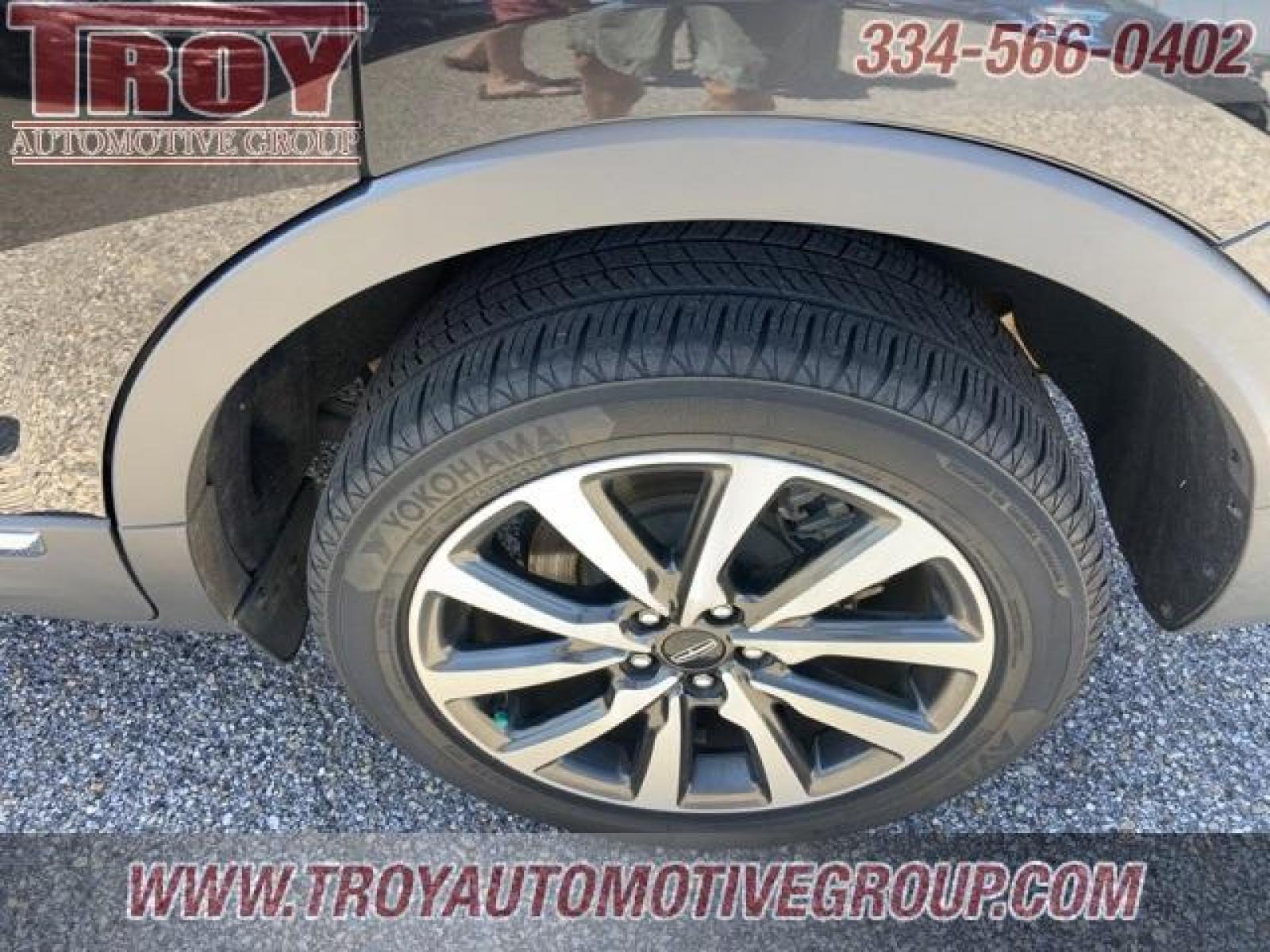 2019 Black /Cappuccino Lincoln MKC Reserve (5LMCJ3C92KU) with an 2.0L I4 engine, Automatic transmission, located at 6812 Atlanta Hwy, Montgomery, AL, 36117, (334) 271-4045, 32.382118, -86.178673 - Black 2019 Lincoln MKC Reserve FWD 2.0L I4 6-Speed Automatic<br><br>Financing Available---Top Value for Trades.<br><br>20/27 City/Highway MPG - Photo #14
