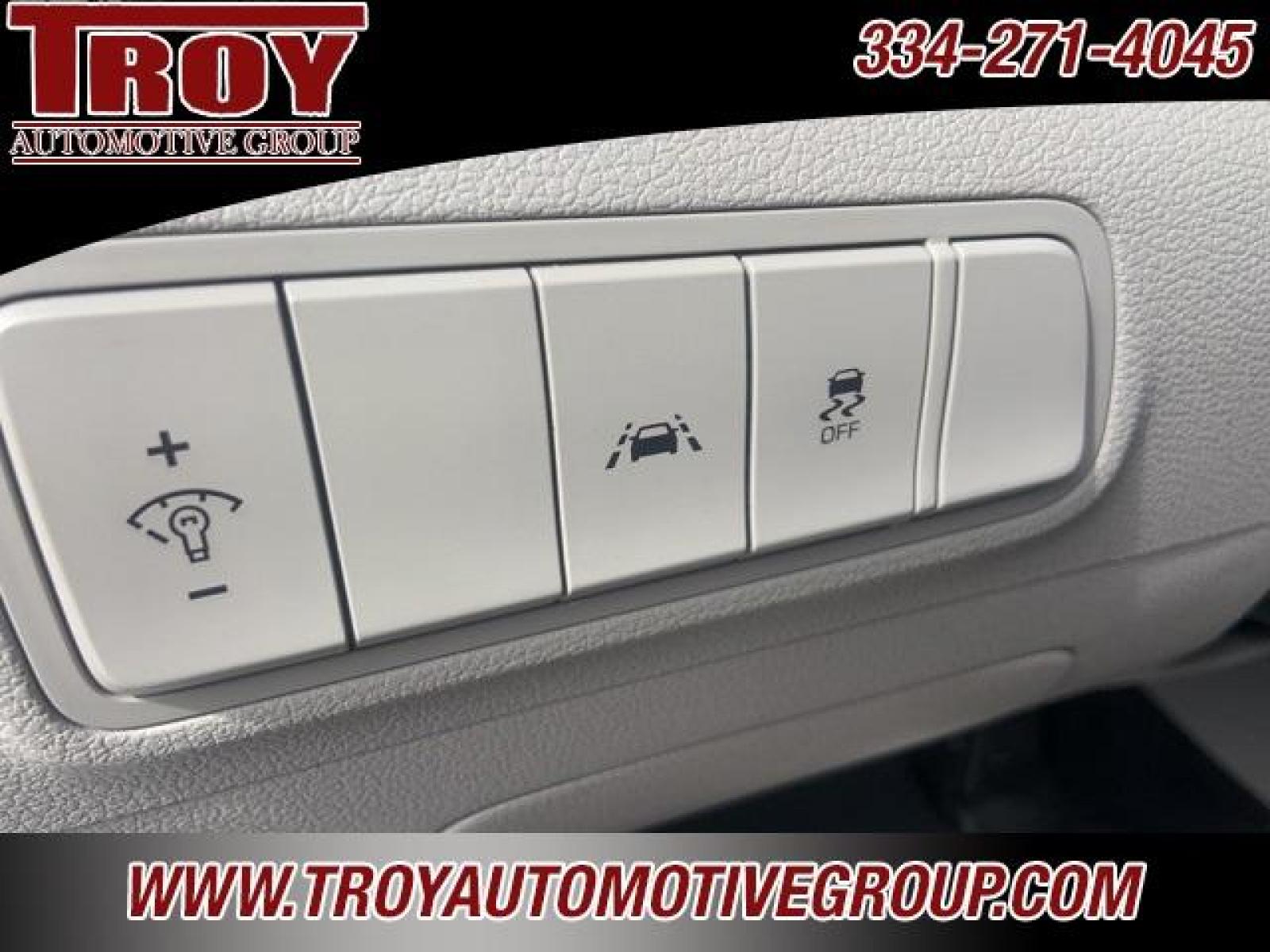 2021 White Cream /Gray Hyundai Tucson SE (KM8J23A4XMU) with an I4 engine, Automatic transmission, located at 6812 Atlanta Hwy, Montgomery, AL, 36117, (334) 271-4045, 32.382118, -86.178673 - Photo #36