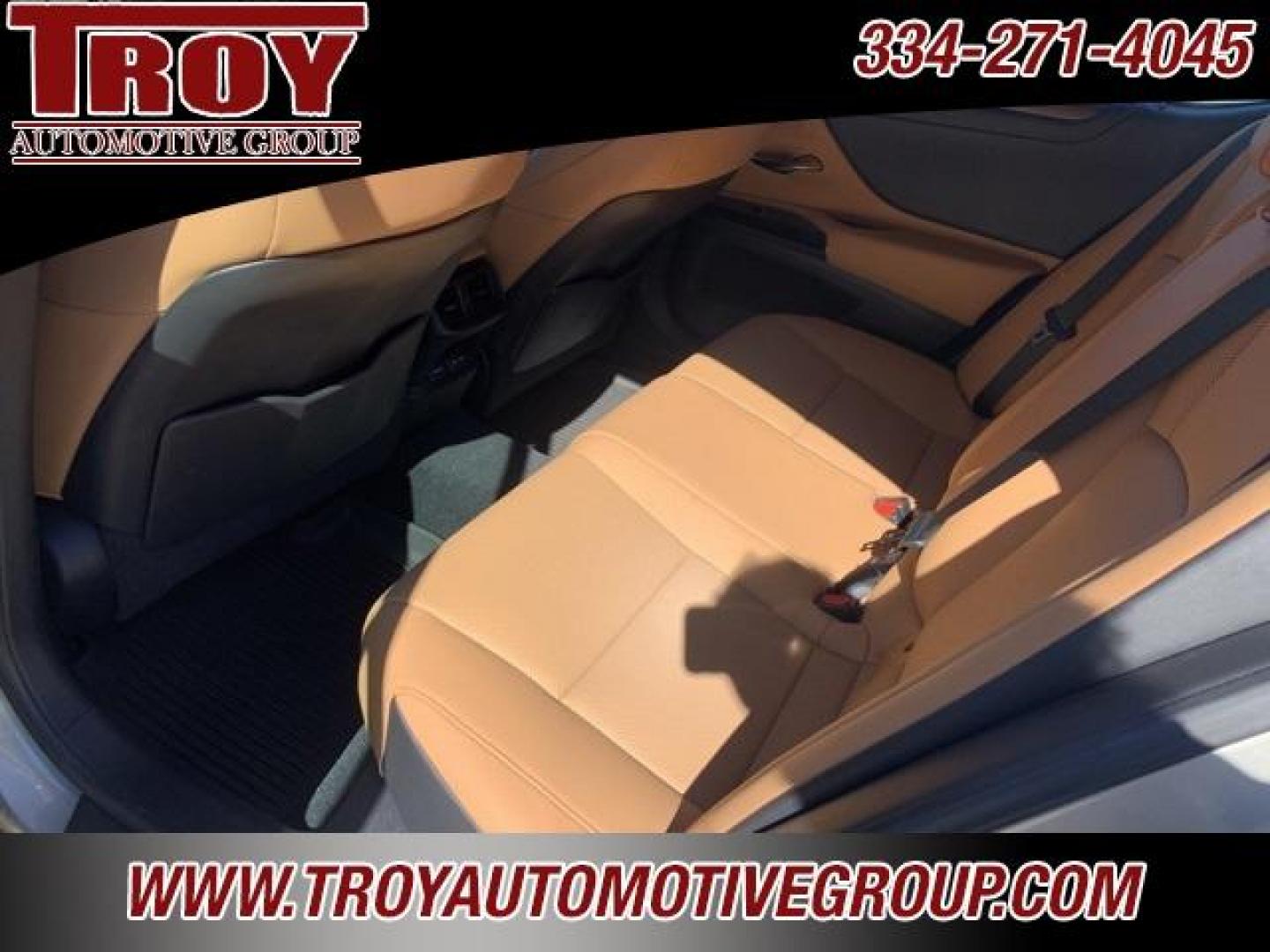 2022 Moonbeam Beige Metallic /Palomino Lexus ES 350 (58ADZ1B11NU) with an 3.5L V6 DOHC 24V engine, Automatic transmission, located at 6812 Atlanta Hwy, Montgomery, AL, 36117, (334) 271-4045, 32.382118, -86.178673 - 1-Owner!! Carfax Certified No Accidents!!<br>Premium Package!!<br>Navigation Package!!<br>Panoramic Sunroof!!<br>Power Open Close Trunk w/Kick Sensor!!<br>2 -Master Keys!! - Photo#39