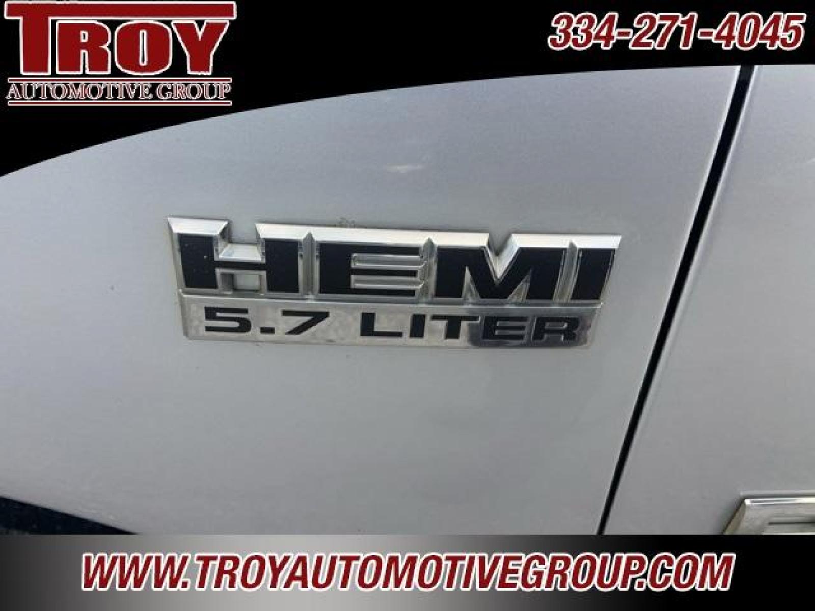 2007 Bright Silver Metallic Clearcoat /Medium Slate Gray Dodge Ram 1500 SLT (1D7HU16297J) with an HEMI 5.7L V8 Multi Displacement engine, Automatic transmission, located at 6812 Atlanta Hwy, Montgomery, AL, 36117, (334) 271-4045, 32.382118, -86.178673 - 1-Owner!!<br>4 x 4 !<br>Alloys!<br>Power Seat!!<br>5.7 V8 Hemi!!<br> - Photo #17