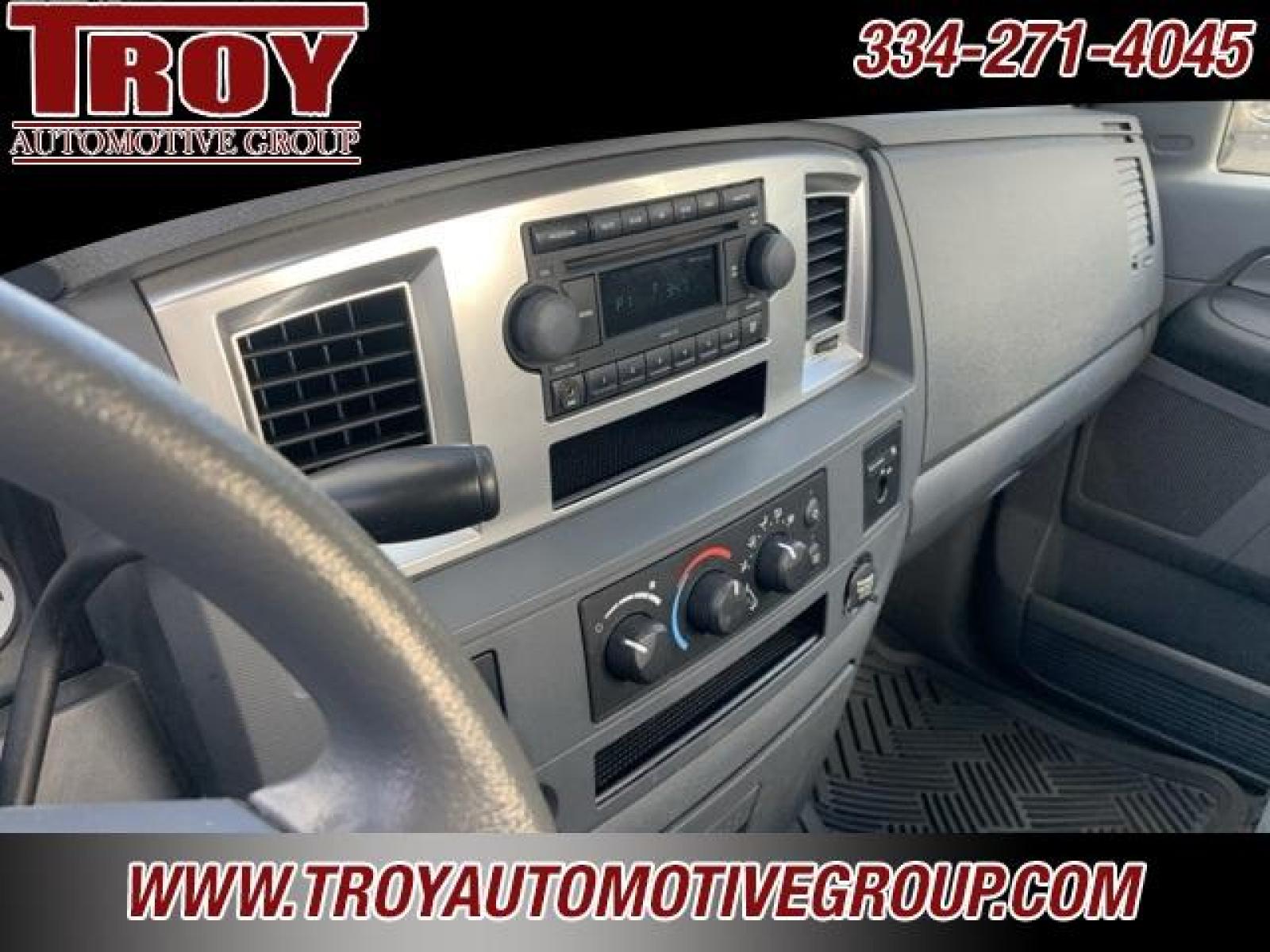 2007 Bright Silver Metallic Clearcoat /Medium Slate Gray Dodge Ram 1500 SLT (1D7HU16297J) with an HEMI 5.7L V8 Multi Displacement engine, Automatic transmission, located at 6812 Atlanta Hwy, Montgomery, AL, 36117, (334) 271-4045, 32.382118, -86.178673 - 1-Owner!!<br>4 x 4 !<br>Alloys!<br>Power Seat!!<br>5.7 V8 Hemi!!<br> - Photo #22