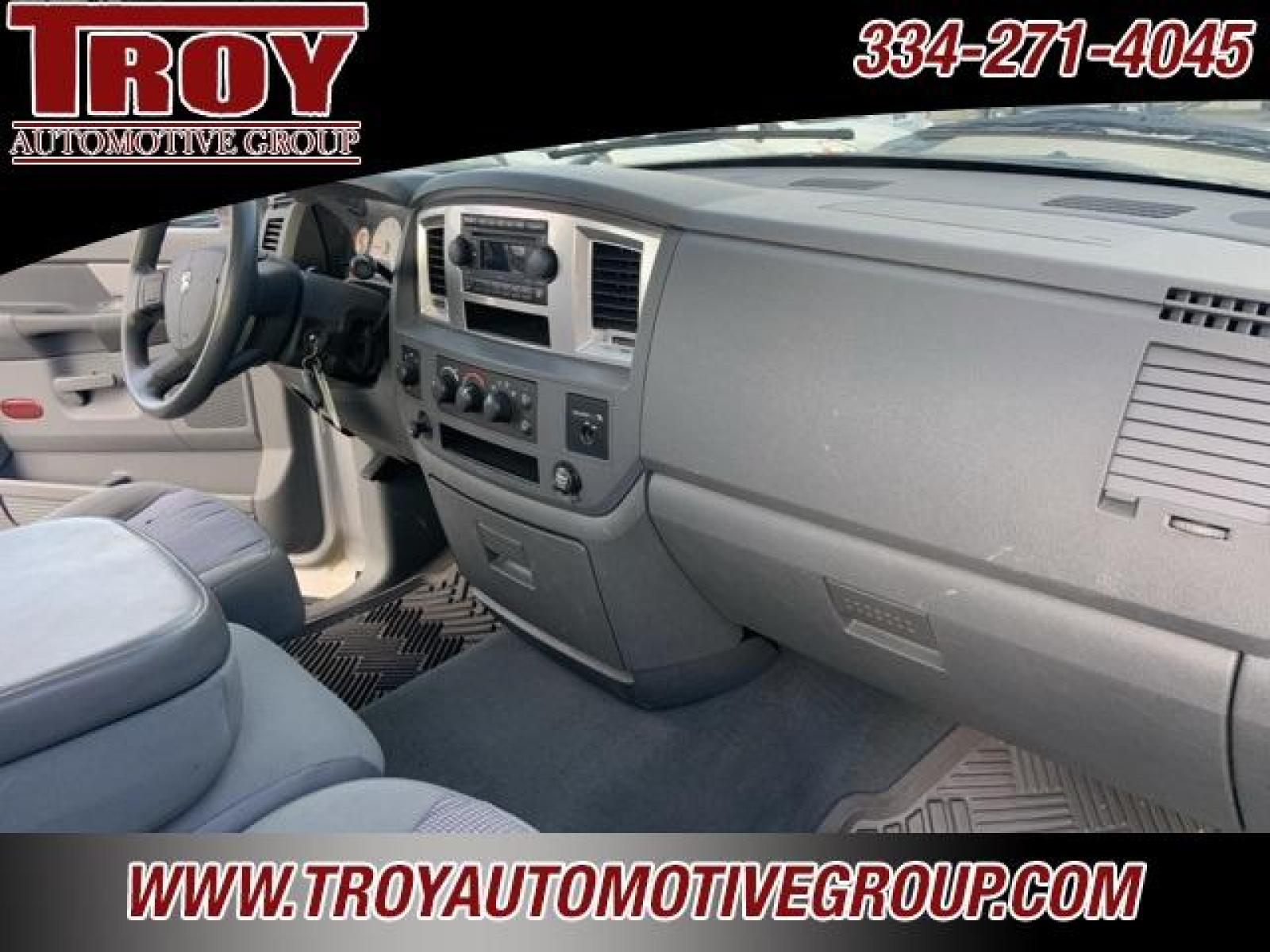 2007 Bright Silver Metallic Clearcoat /Medium Slate Gray Dodge Ram 1500 SLT (1D7HU16297J) with an HEMI 5.7L V8 Multi Displacement engine, Automatic transmission, located at 6812 Atlanta Hwy, Montgomery, AL, 36117, (334) 271-4045, 32.382118, -86.178673 - 1-Owner!!<br>4 x 4 !<br>Alloys!<br>Power Seat!!<br>5.7 V8 Hemi!!<br> - Photo #33