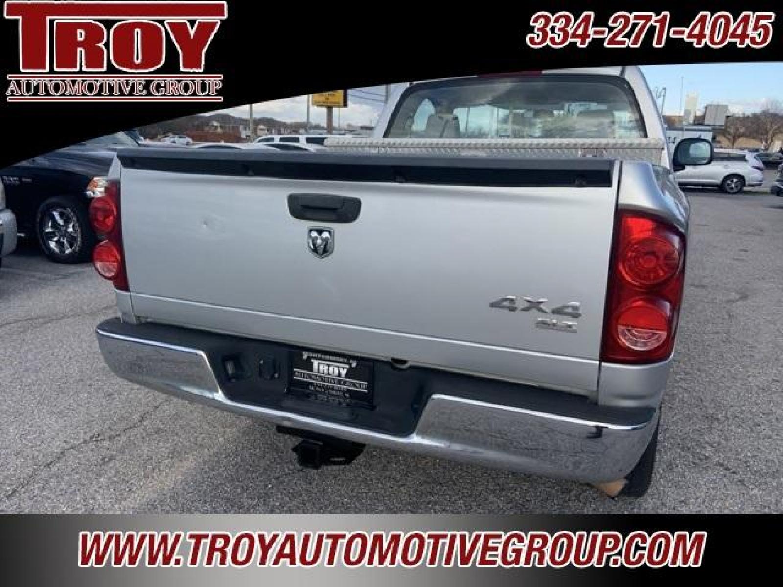 2007 Bright Silver Metallic Clearcoat /Medium Slate Gray Dodge Ram 1500 SLT (1D7HU16297J) with an HEMI 5.7L V8 Multi Displacement engine, Automatic transmission, located at 6812 Atlanta Hwy, Montgomery, AL, 36117, (334) 271-4045, 32.382118, -86.178673 - 1-Owner!!<br>4 x 4 !<br>Alloys!<br>Power Seat!!<br>5.7 V8 Hemi!!<br> - Photo #8