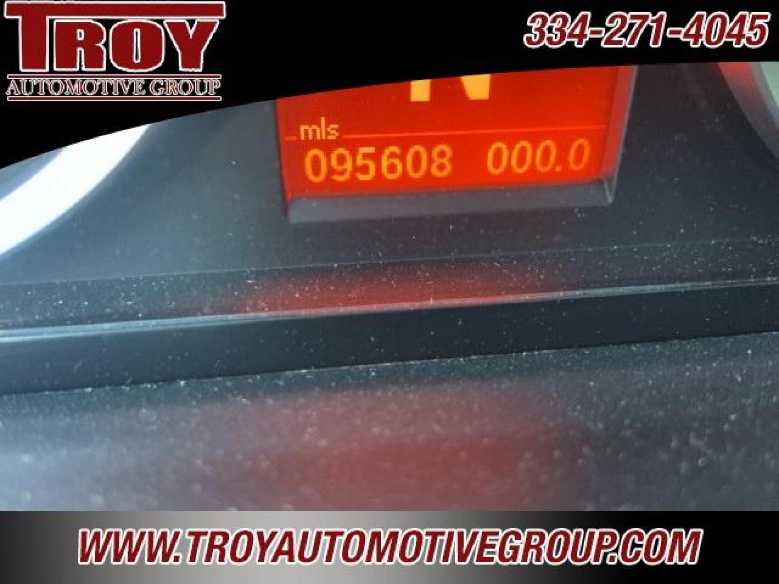 2008 Space Gray Metallic /Silver Novillo BMW M3 Base (WBSWD93578P) with an 4.0L V8 DOHC 32V engine, Automatic transmission, located at 6812 Atlanta Hwy, Montgomery, AL, 36117, (334) 271-4045, 32.382118, -86.178673 - Photo #41