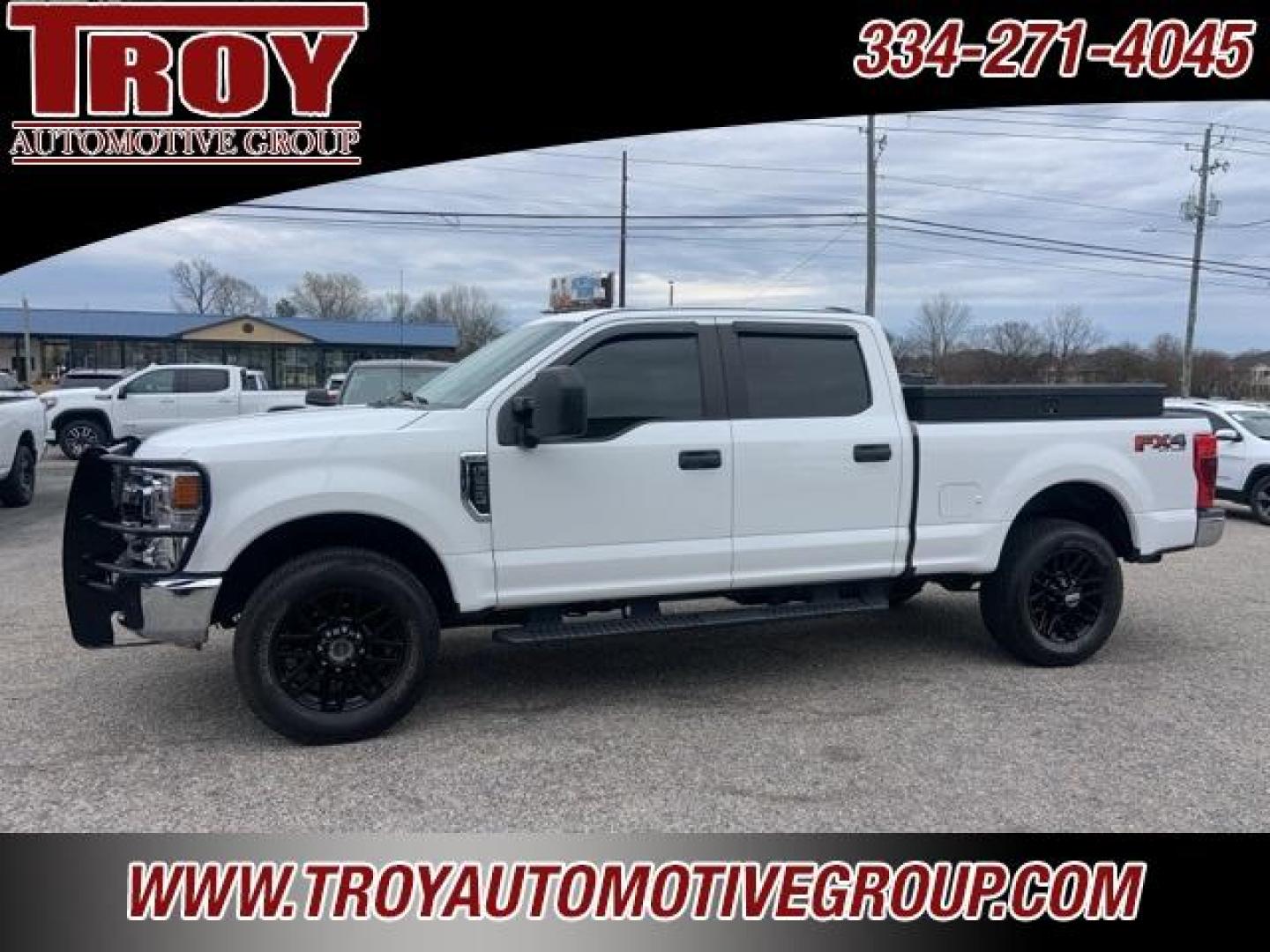 2021 Oxford White /Medium Earth Gray Ford F-250SD XLT (1FT7W2B67ME) with an 6.2L V8 EFI SOHC 16V Flex Fuel engine, Automatic transmission, located at 6812 Atlanta Hwy, Montgomery, AL, 36117, (334) 271-4045, 32.382118, -86.178673 - Photo#1