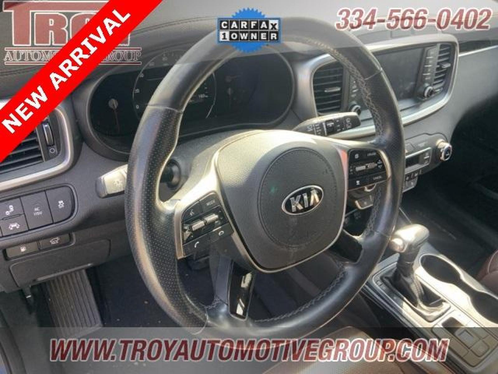 2019 Platinum Graphite /Satin Black Kia Sorento SX (5XYPK4A58KG) with an V6 engine, Automatic transmission, located at 6812 Atlanta Hwy, Montgomery, AL, 36117, (334) 271-4045, 32.382118, -86.178673 - 1-Owner!!<br>Local Trade!!<br>Panoramic Sunroof!! - Photo #52