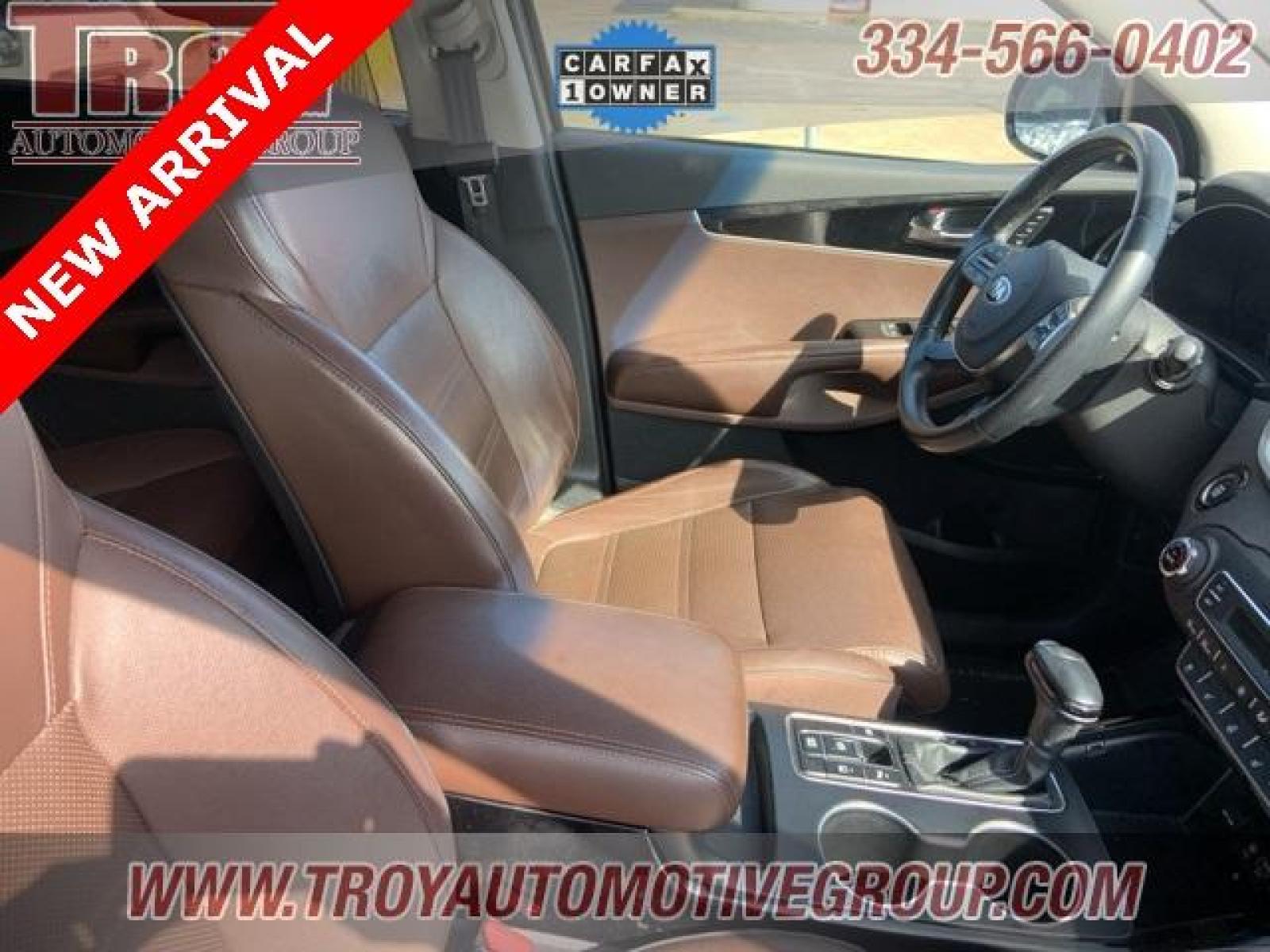 2019 Platinum Graphite /Satin Black Kia Sorento SX (5XYPK4A58KG) with an V6 engine, Automatic transmission, located at 6812 Atlanta Hwy, Montgomery, AL, 36117, (334) 271-4045, 32.382118, -86.178673 - 1-Owner!!<br>Local Trade!!<br>Panoramic Sunroof!! - Photo #36