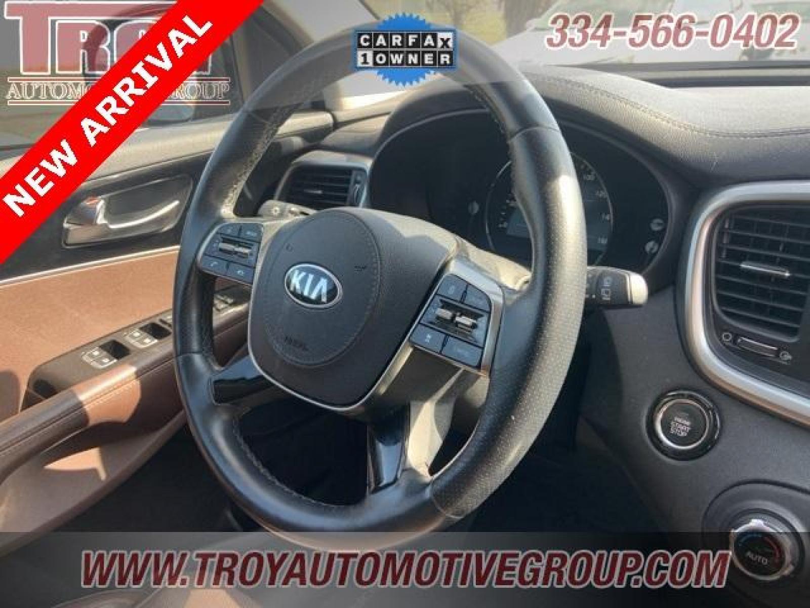 2019 Platinum Graphite /Satin Black Kia Sorento SX (5XYPK4A58KG) with an V6 engine, Automatic transmission, located at 6812 Atlanta Hwy, Montgomery, AL, 36117, (334) 271-4045, 32.382118, -86.178673 - 1-Owner!!<br>Local Trade!!<br>Panoramic Sunroof!! - Photo #43