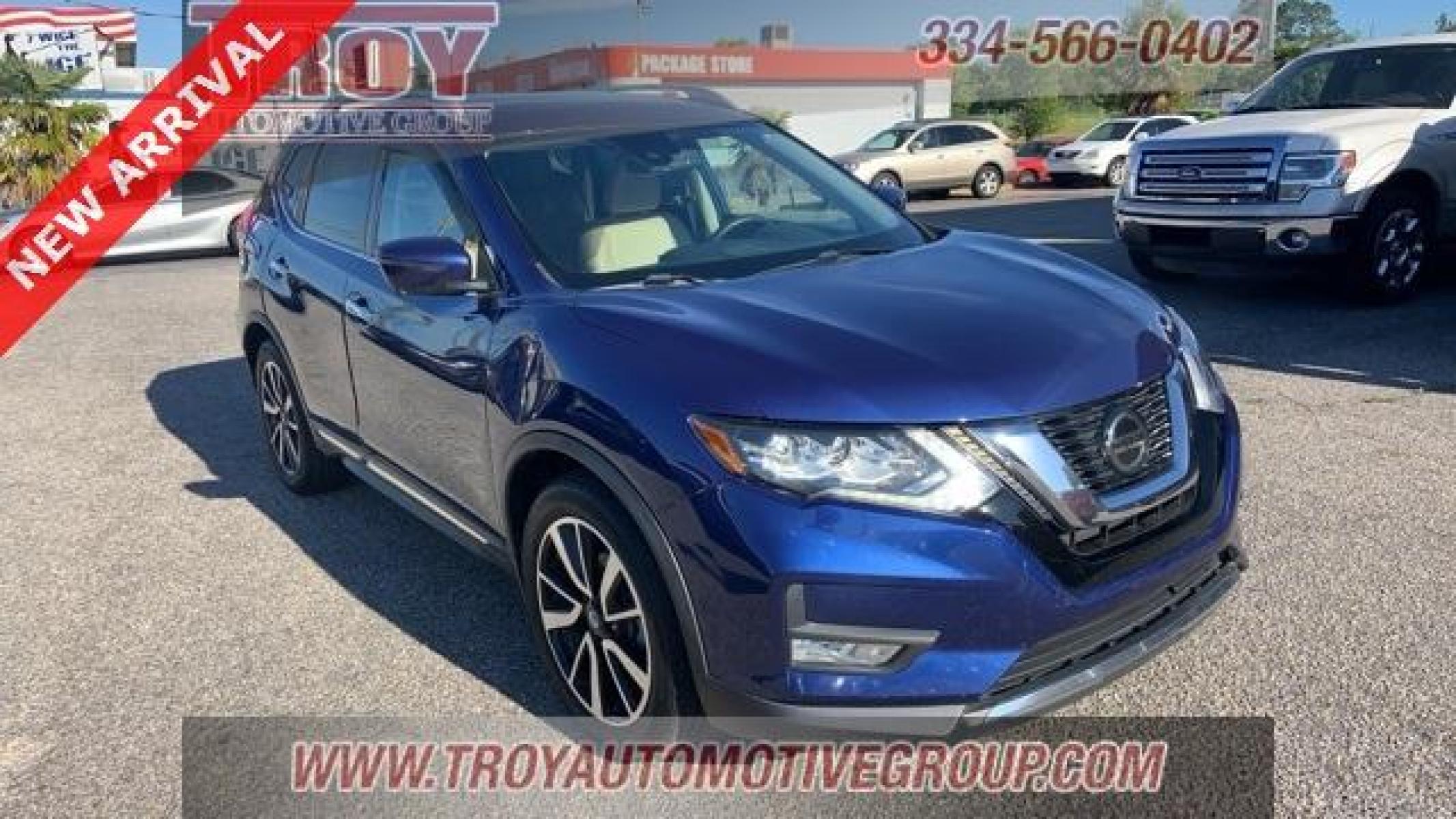2020 Caspian Blue Metallic /Almond Nissan Rogue SL (5N1AT2MT2LC) with an 2.5L I4 DOHC 16V engine, CVT transmission, located at 6812 Atlanta Hwy, Montgomery, AL, 36117, (334) 271-4045, 32.382118, -86.178673 - Panoramic Sunroof!<br>Leather Seats!!<br>Tow Package!! - Photo #6