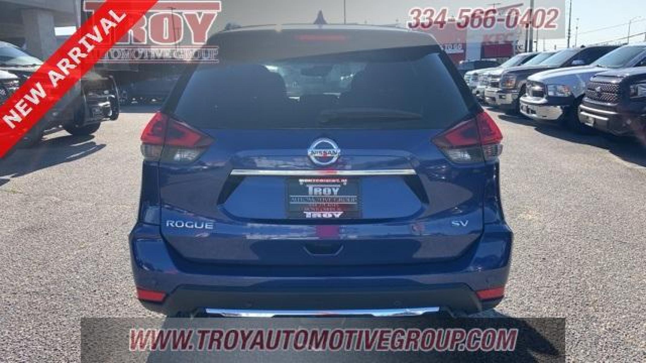 2020 Caspian Blue Metallic /Almond Nissan Rogue SL (5N1AT2MT2LC) with an 2.5L I4 DOHC 16V engine, CVT transmission, located at 6812 Atlanta Hwy, Montgomery, AL, 36117, (334) 271-4045, 32.382118, -86.178673 - Panoramic Sunroof!<br>Leather Seats!!<br>Tow Package!! - Photo #10