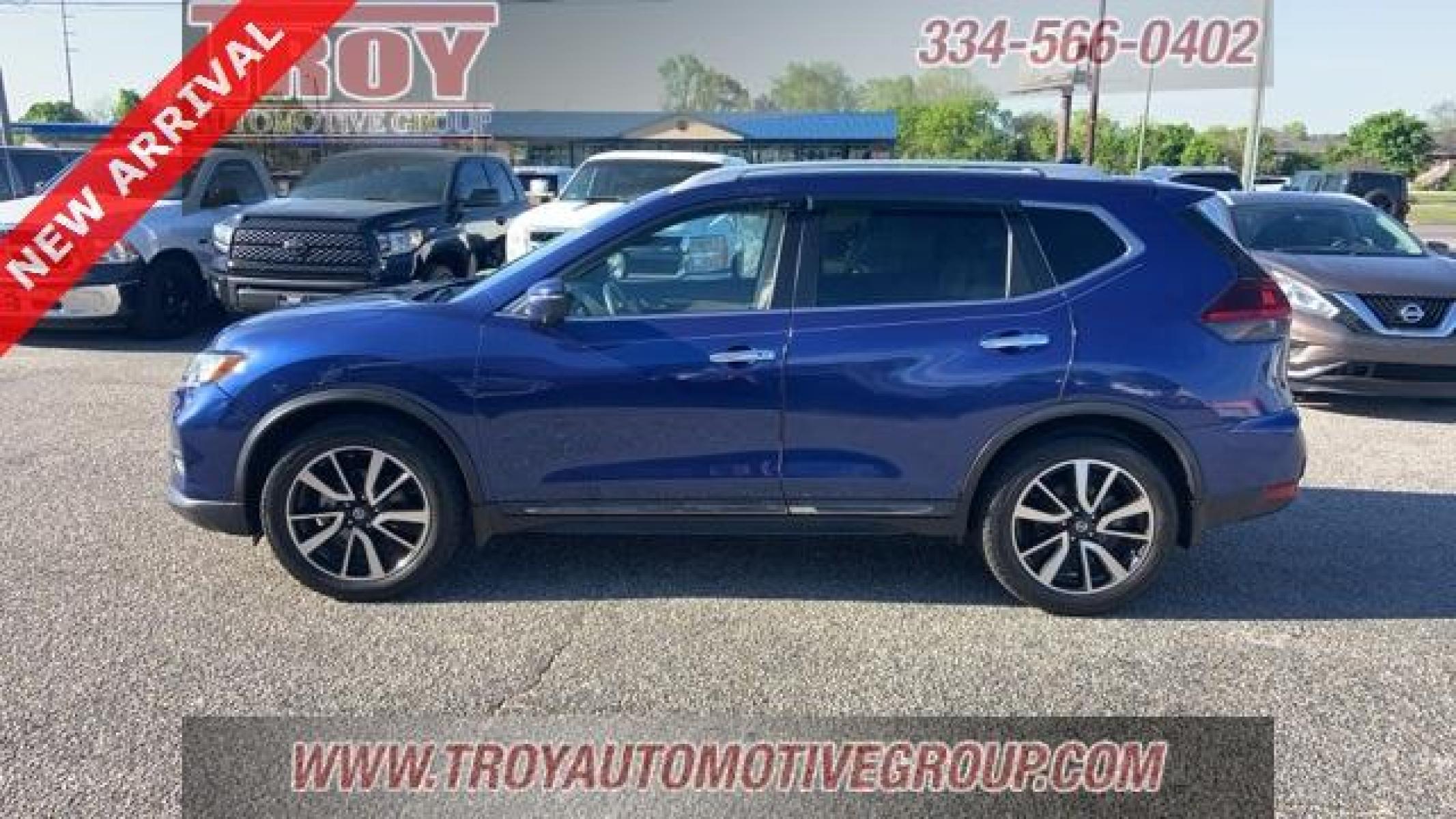 2020 Caspian Blue Metallic /Almond Nissan Rogue SL (5N1AT2MT2LC) with an 2.5L I4 DOHC 16V engine, CVT transmission, located at 6812 Atlanta Hwy, Montgomery, AL, 36117, (334) 271-4045, 32.382118, -86.178673 - Photo #13