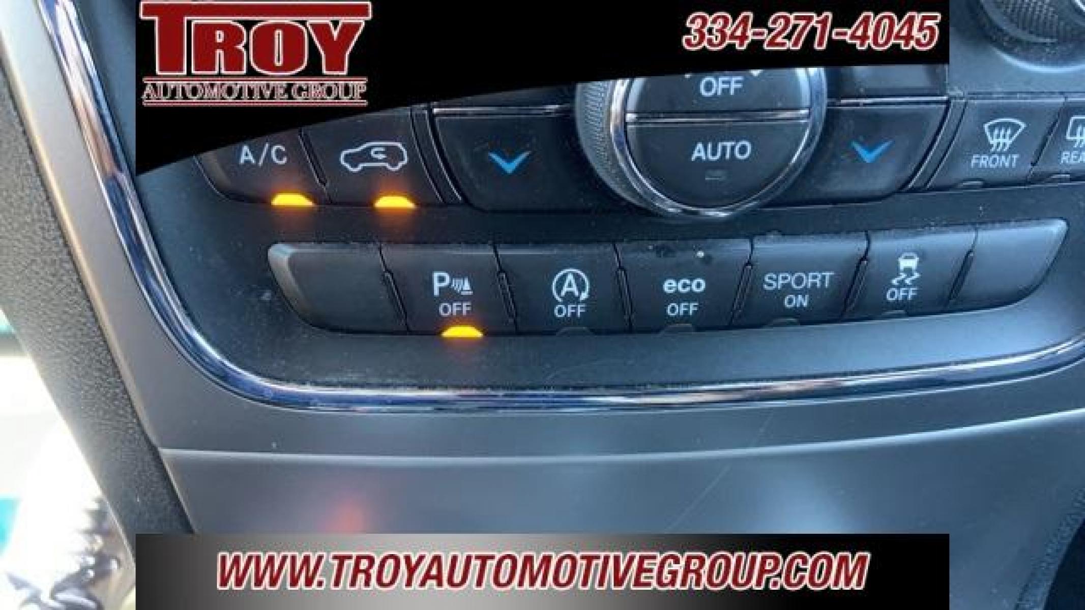 2018 Diamond Black Crystal Pearlcoat /Black Jeep Grand Cherokee Altitude (1C4RJFAG3JC) with an 3.6L V6 24V VVT engine, Automatic transmission, located at 6812 Atlanta Hwy, Montgomery, AL, 36117, (334) 271-4045, 32.382118, -86.178673 - Photo #43