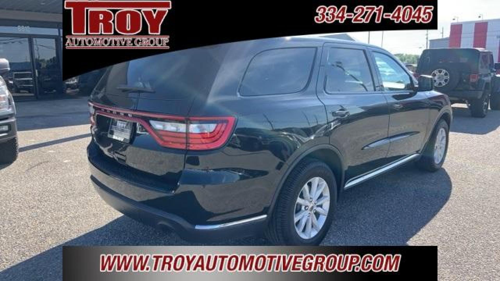 2020 DB Black Crystal Clearcoat /Black Dodge Durango SXT (1C4RDHAG8LC) with an 3.6L V6 24V VVT engine, Automatic transmission, located at 6812 Atlanta Hwy, Montgomery, AL, 36117, (334) 271-4045, 32.382118, -86.178673 - Photo#9